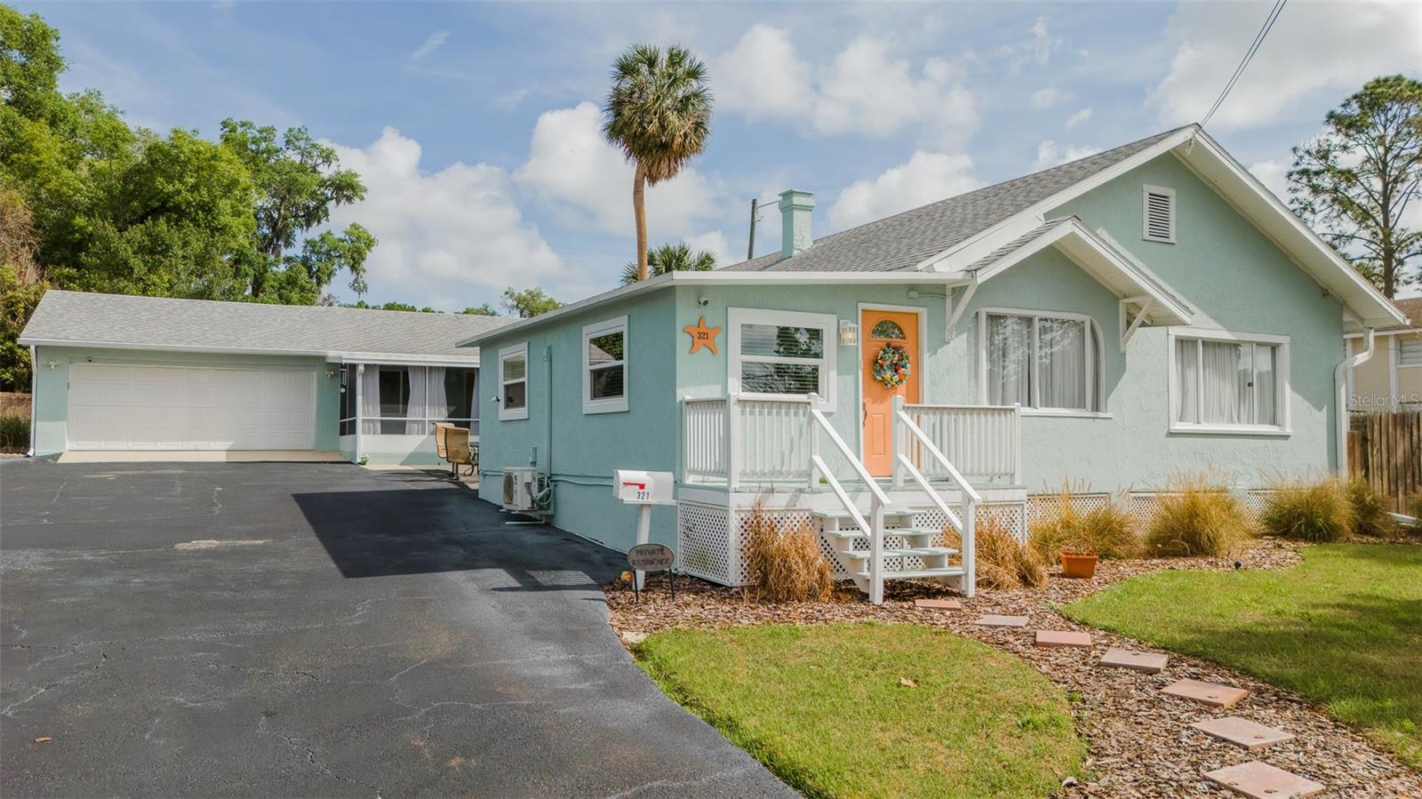 Image 33 of 86 For 321 Pennsylvania Avenue