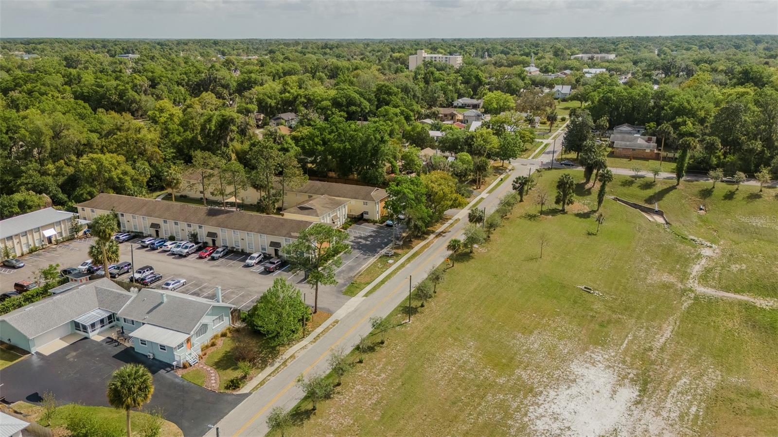 Image 34 of 86 For 321 Pennsylvania Avenue