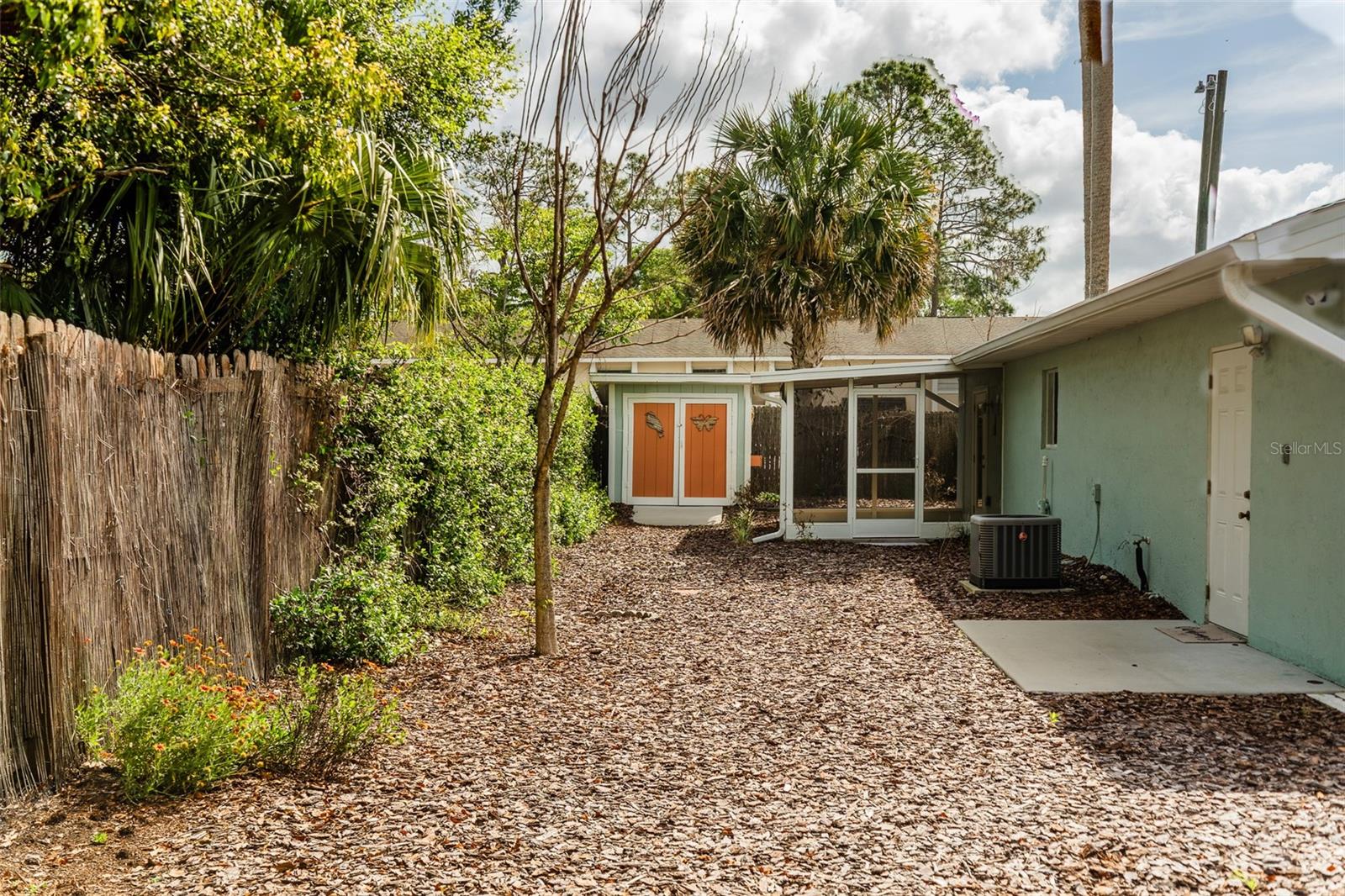 Image 42 of 86 For 321 Pennsylvania Avenue