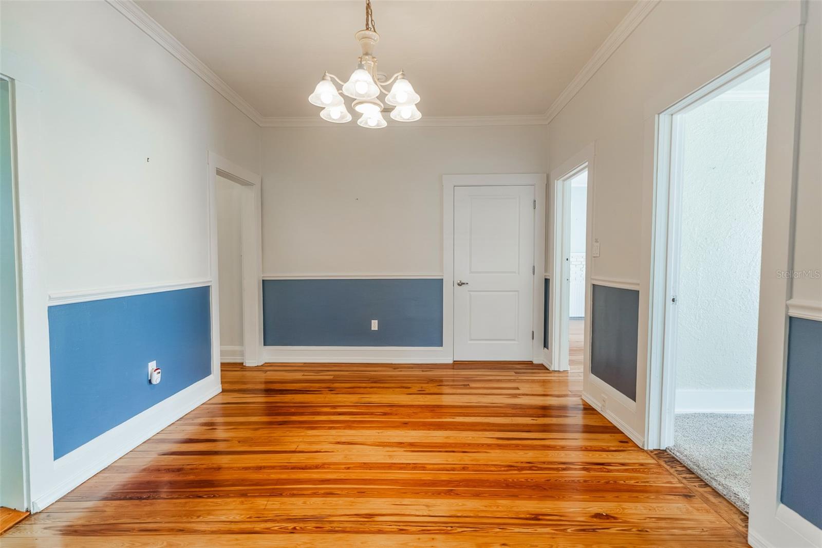 Image 51 of 86 For 321 Pennsylvania Avenue