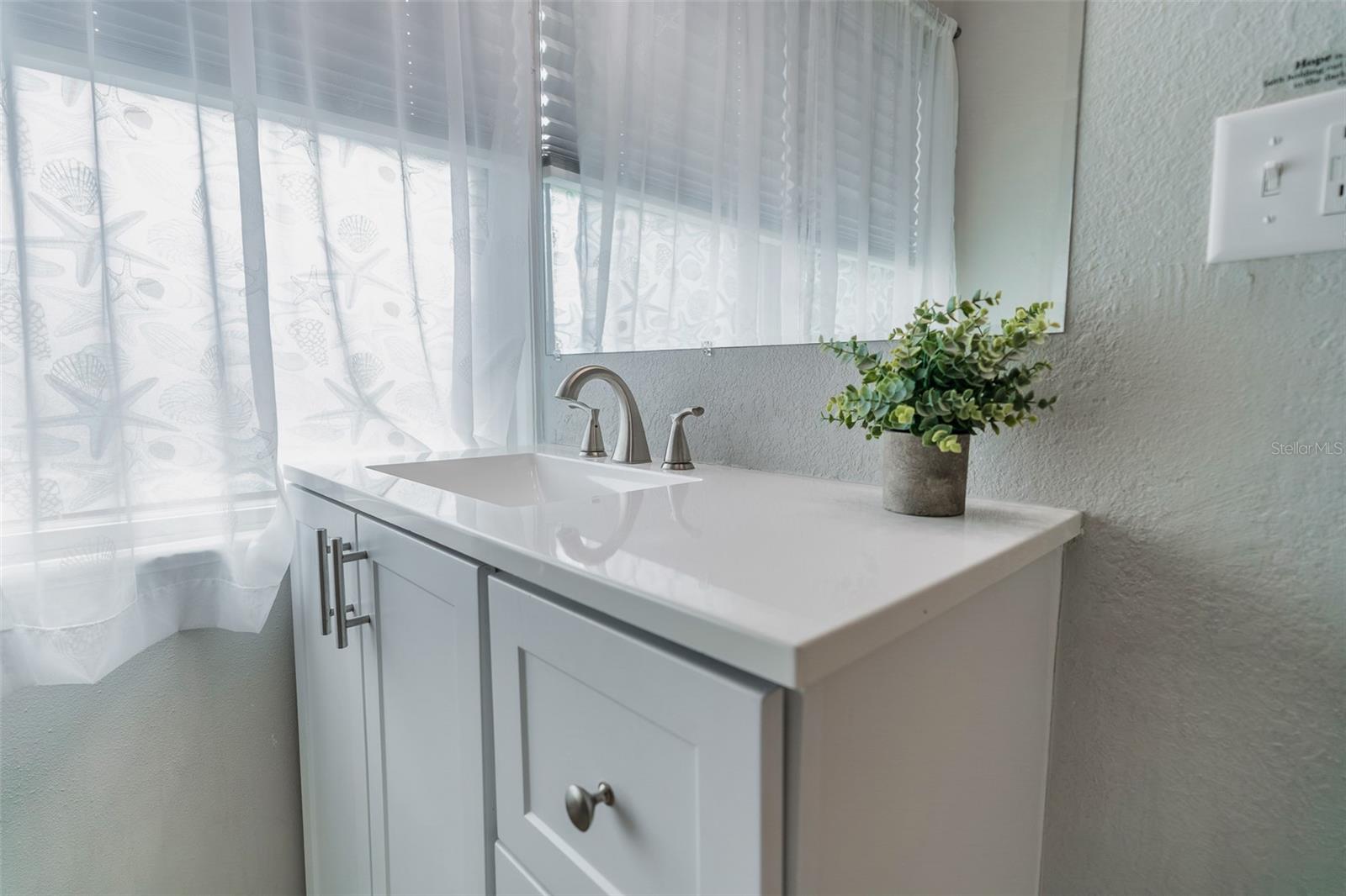 Image 59 of 86 For 321 Pennsylvania Avenue