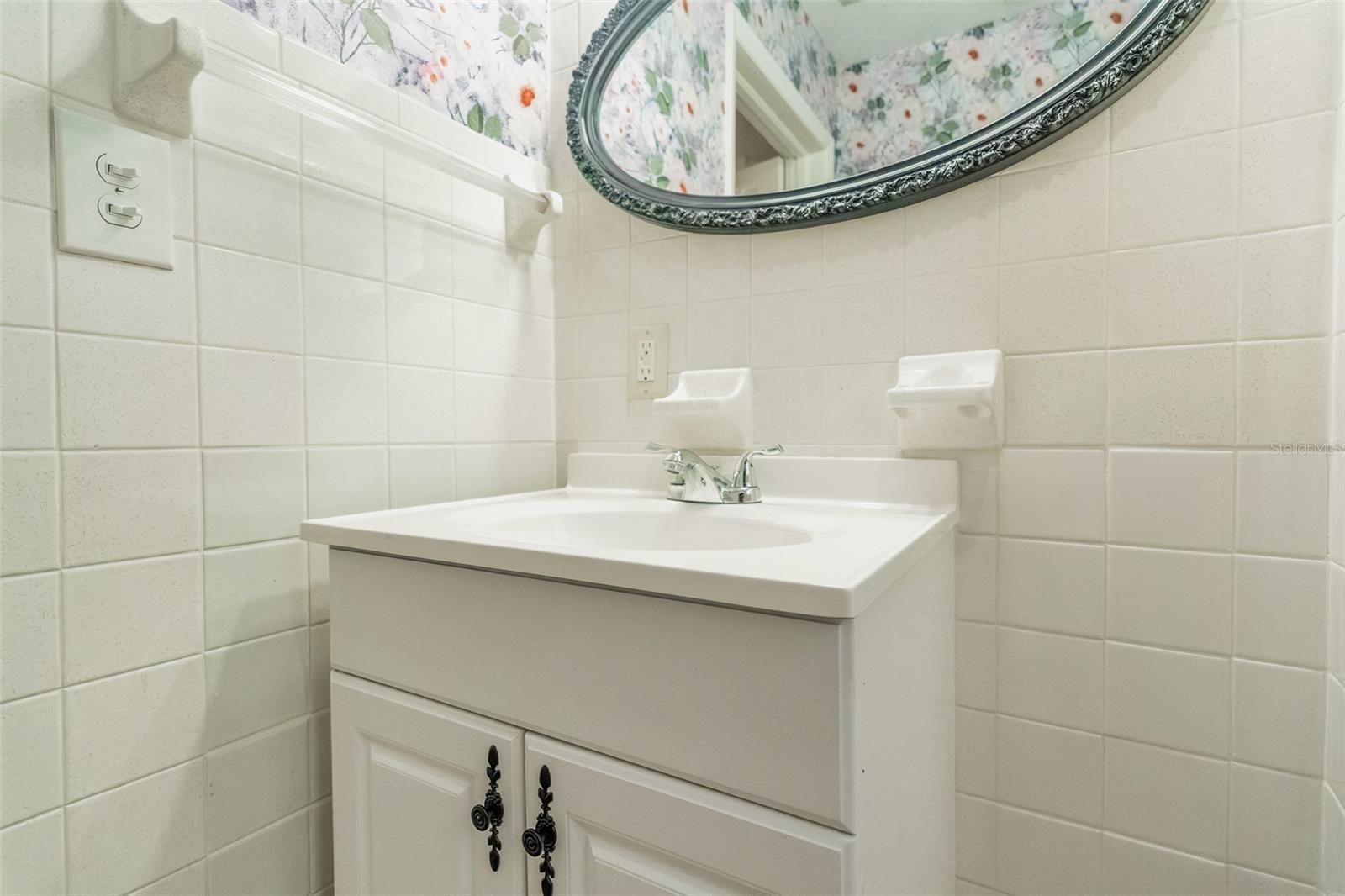 Image 68 of 86 For 321 Pennsylvania Avenue