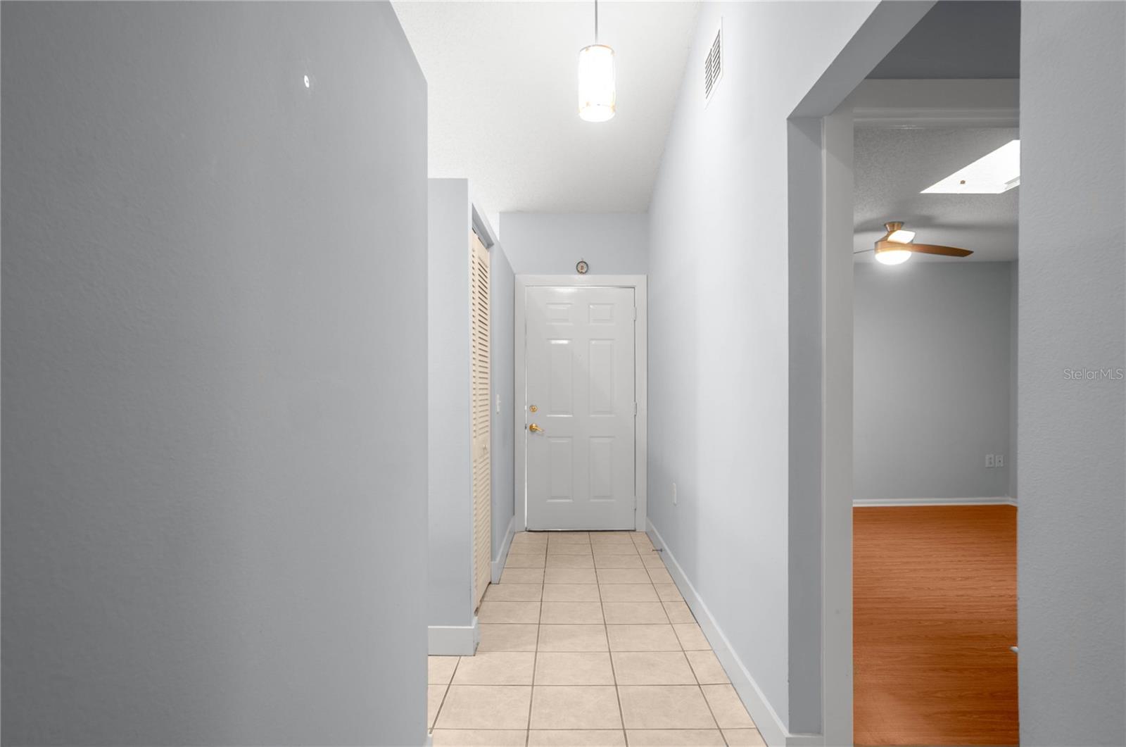 Image 5 of 46 For 1416 Longboat Point 1416