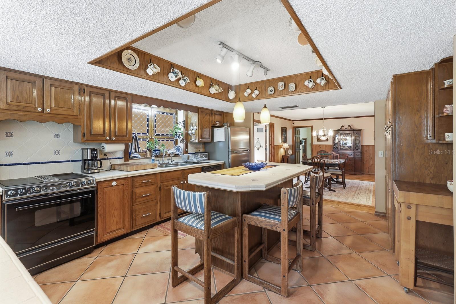 Image 12 of 73 For 6491 Spruce Creek Road