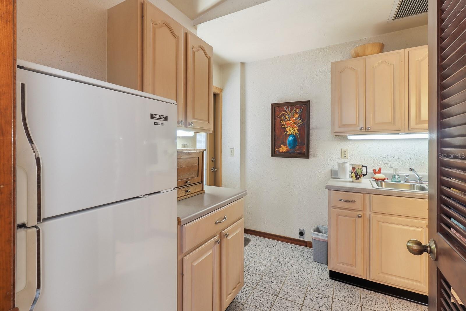 Image 31 of 73 For 6491 Spruce Creek Road