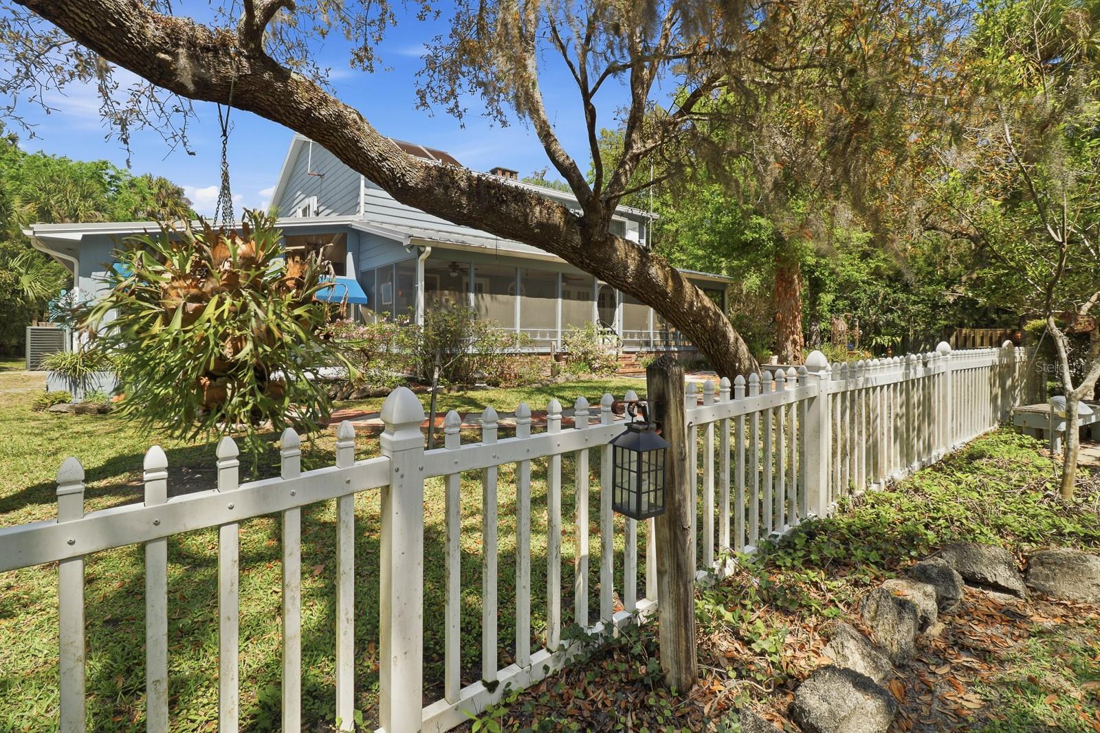 Image 36 of 73 For 6491 Spruce Creek Road