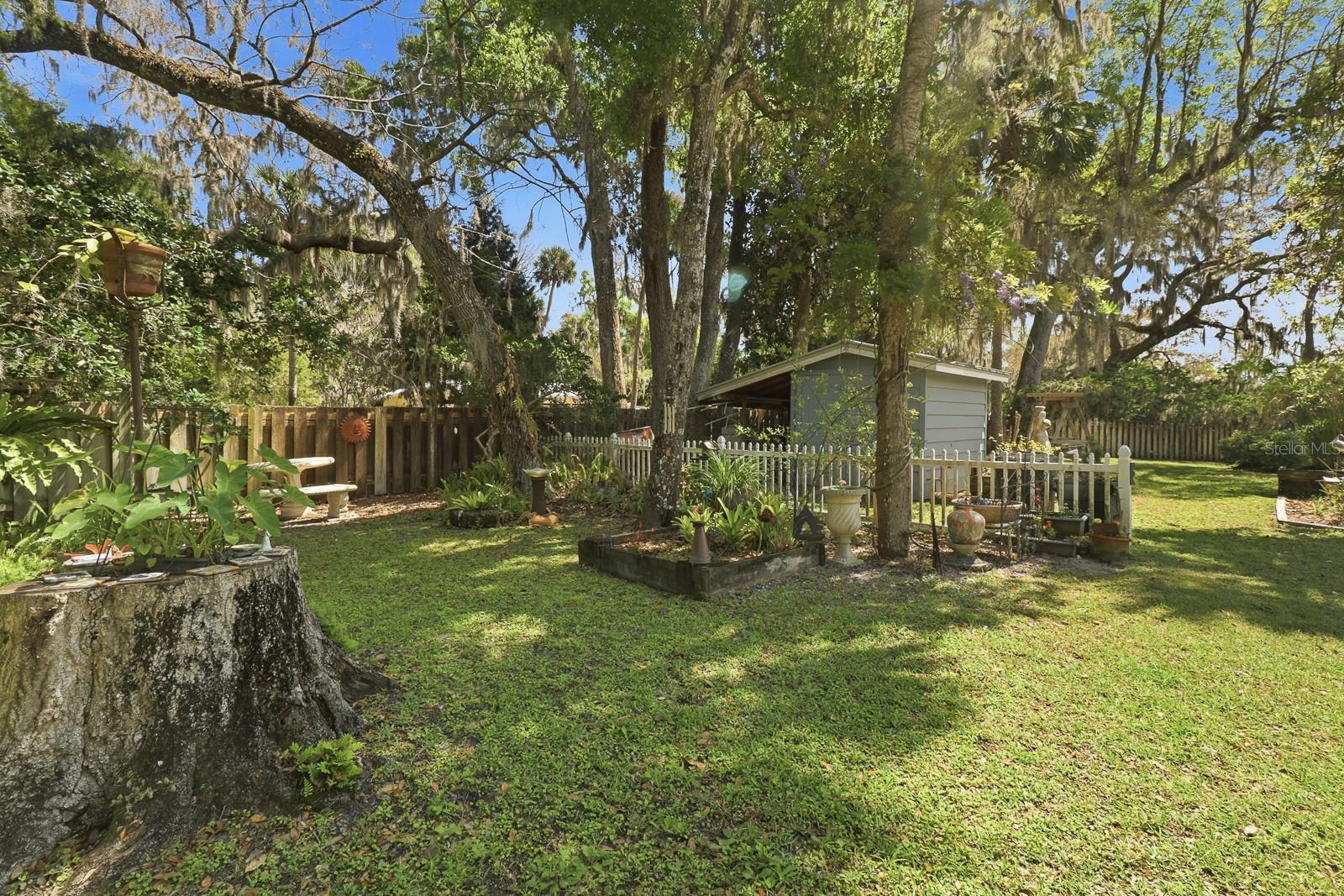 Image 45 of 73 For 6491 Spruce Creek Road