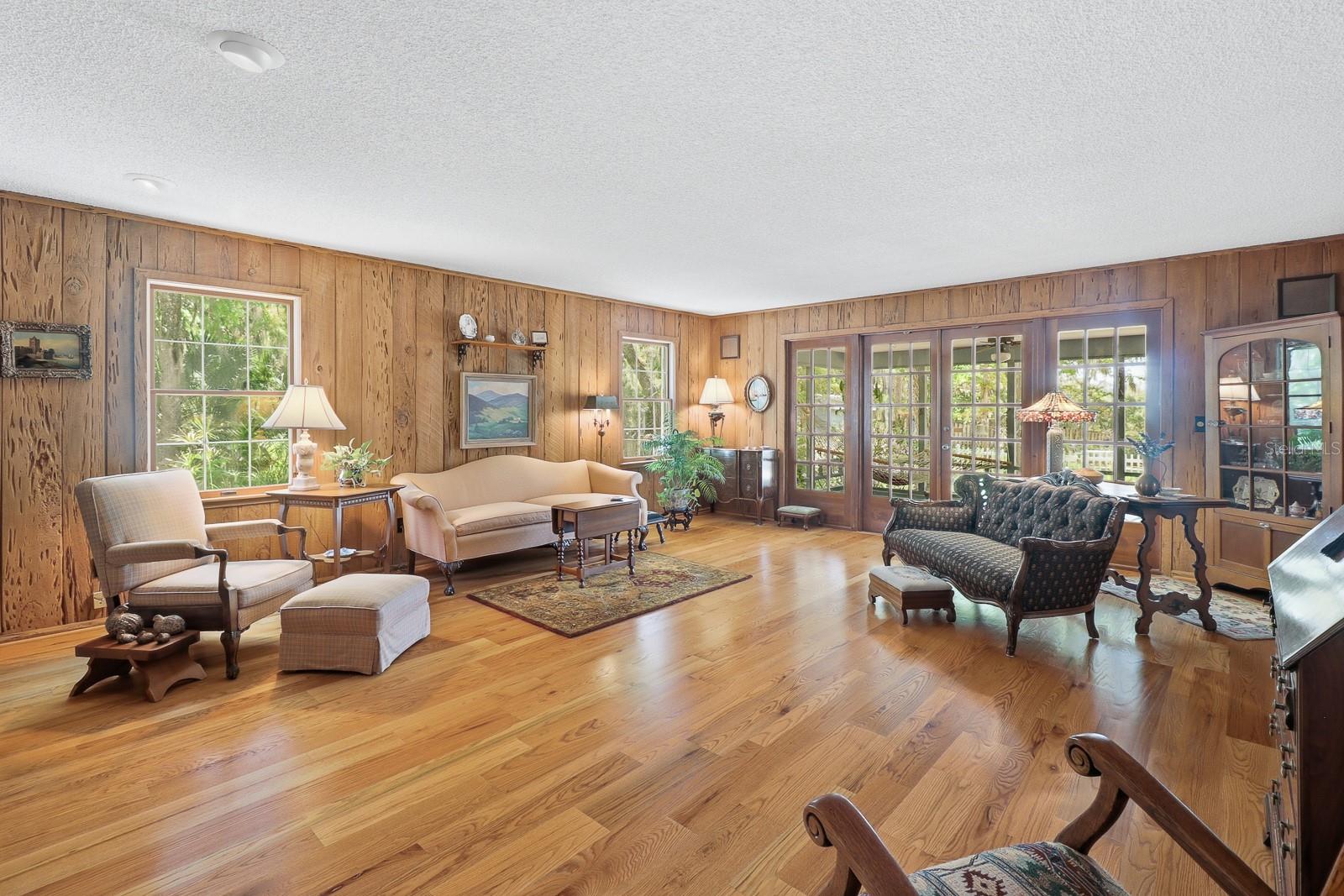 Image 8 of 73 For 6491 Spruce Creek Road