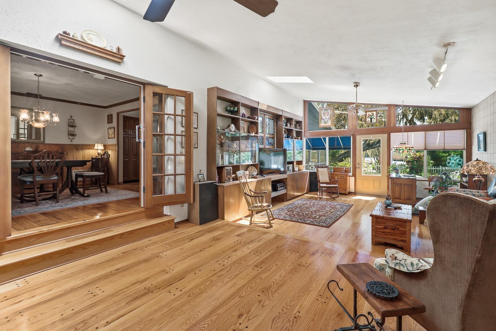 Image 9 of 73 For 6491 Spruce Creek Road