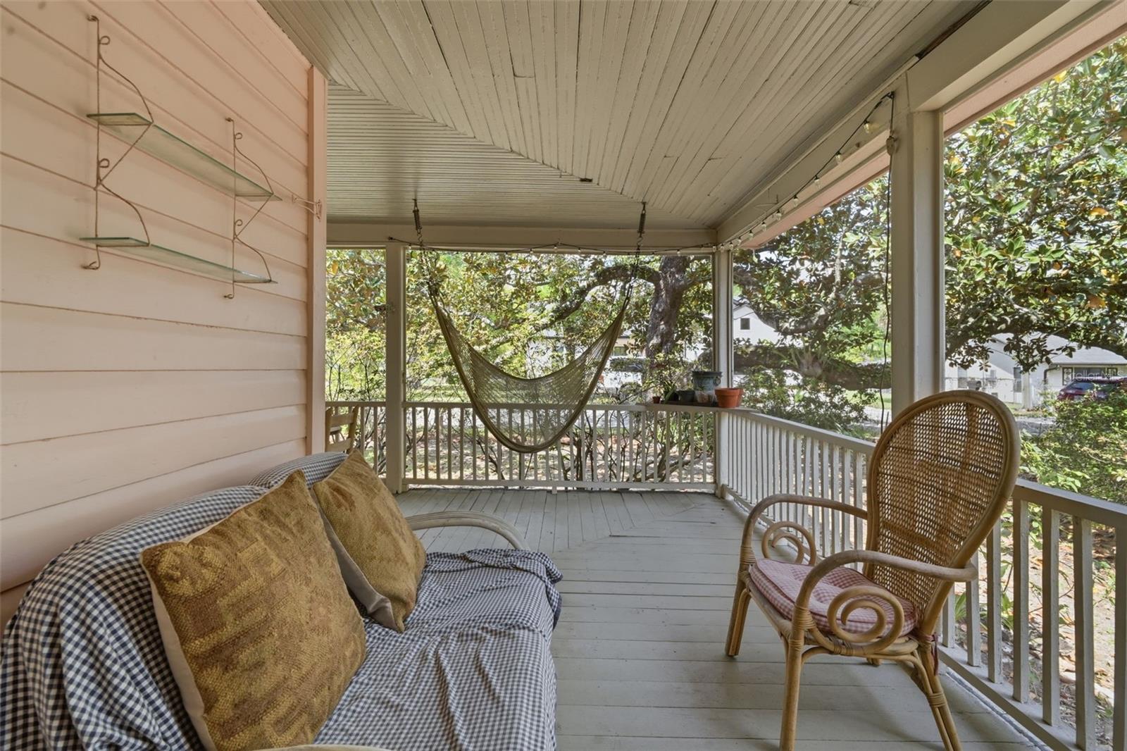 Image 21 of 32 For 748 Florence Avenue