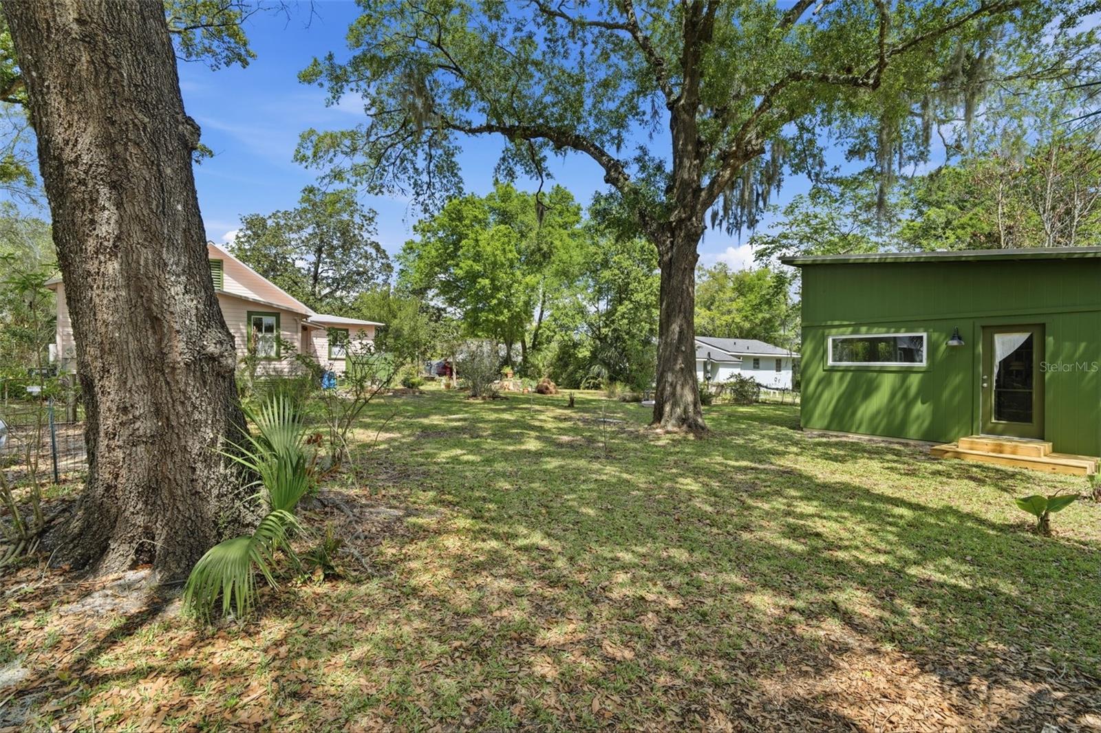 Image 22 of 32 For 748 Florence Avenue