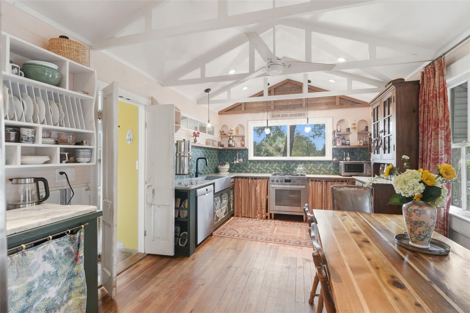 Image 8 of 32 For 748 Florence Avenue