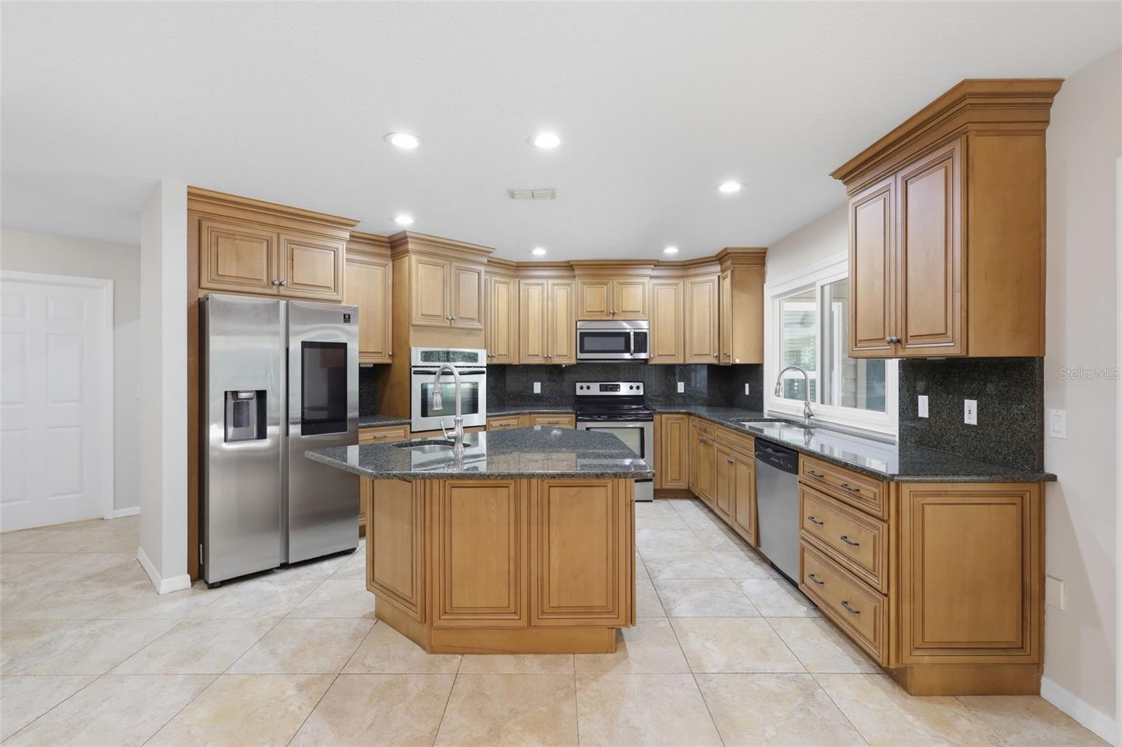 Image 19 of 64 For 69 Spring Lake Drive