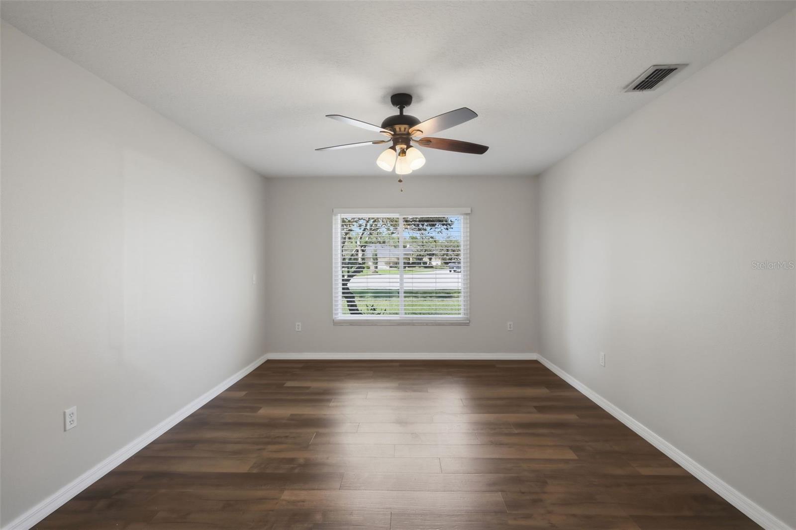 Image 21 of 64 For 69 Spring Lake Drive