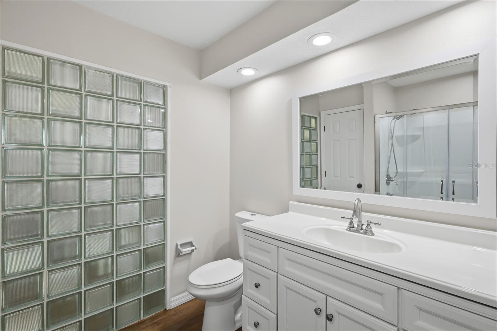 Image 27 of 64 For 69 Spring Lake Drive