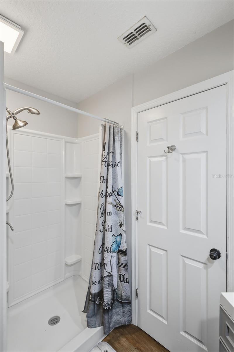 Image 29 of 64 For 69 Spring Lake Drive