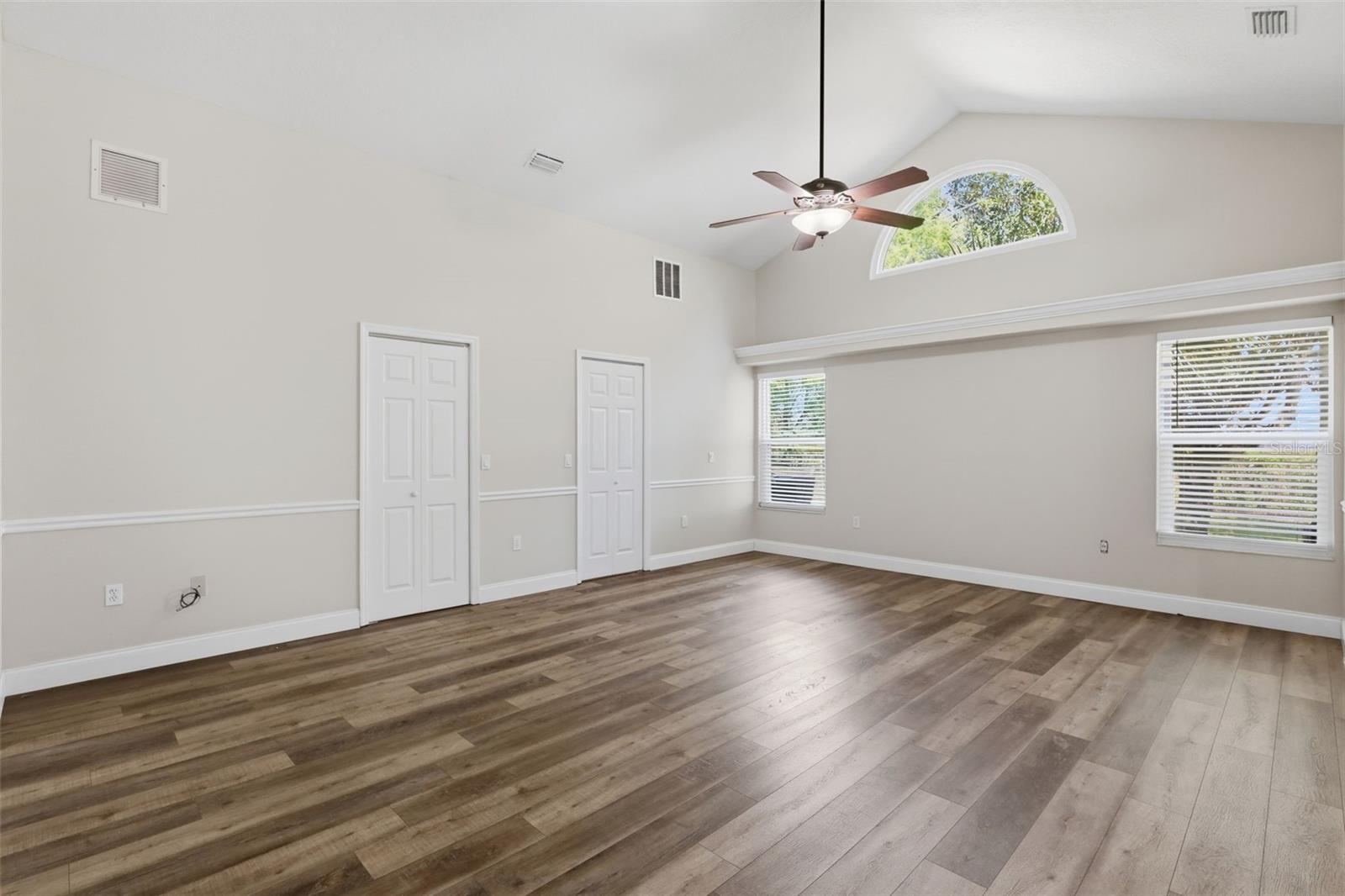 Image 33 of 64 For 69 Spring Lake Drive