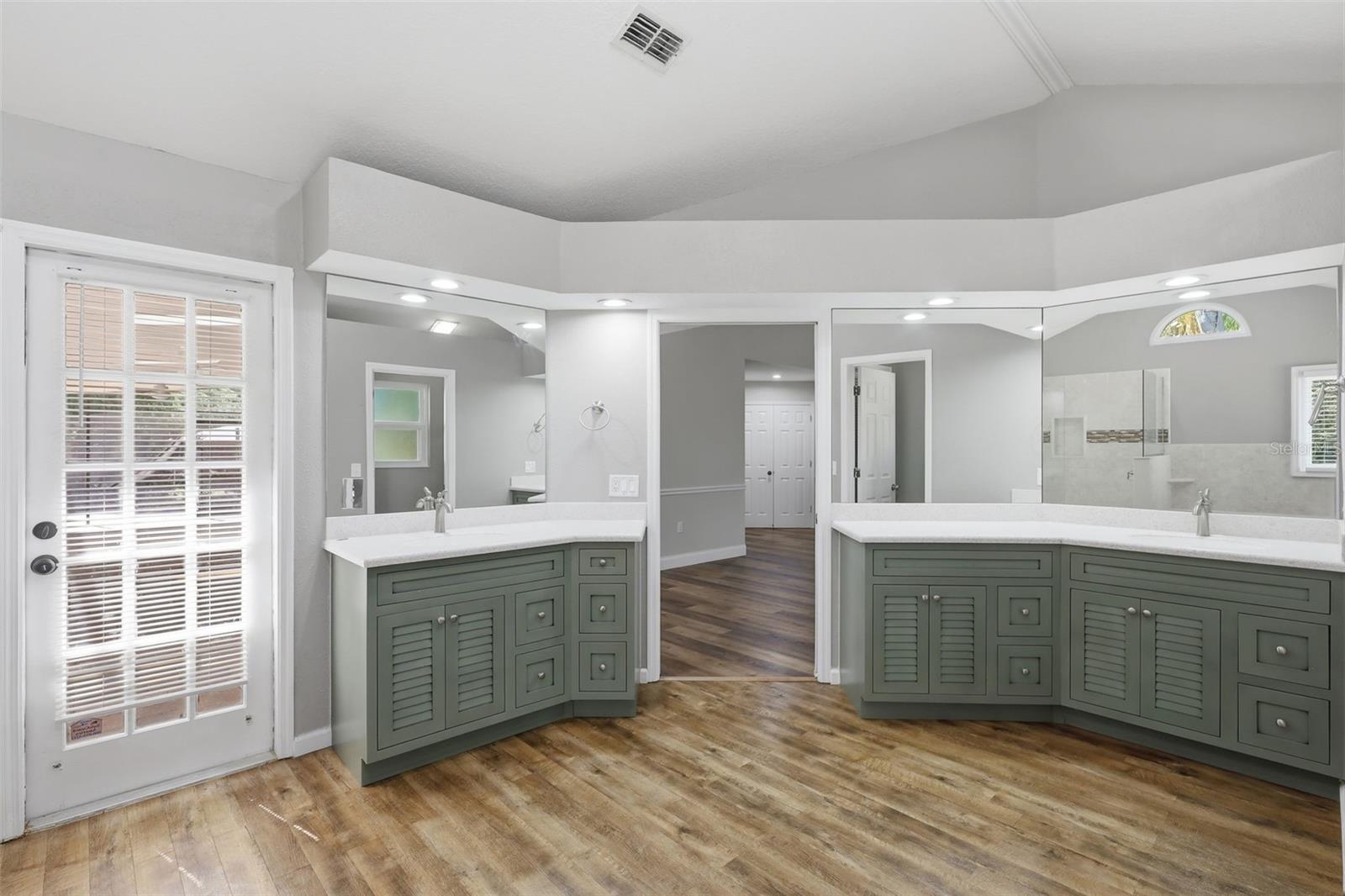 Image 38 of 64 For 69 Spring Lake Drive