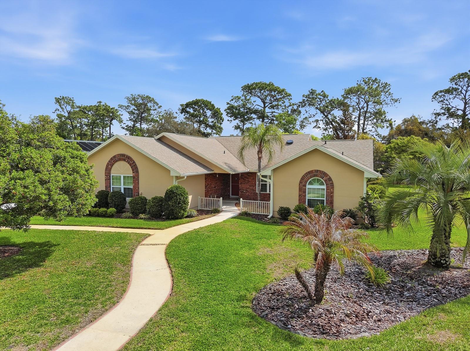 Image 37 of 41 For 407 Glen Abbey Lane