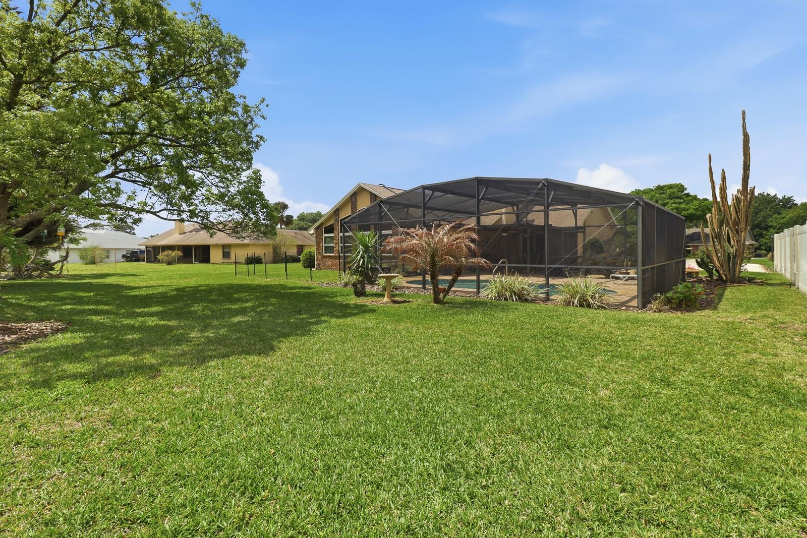 Image 40 of 41 For 407 Glen Abbey Lane