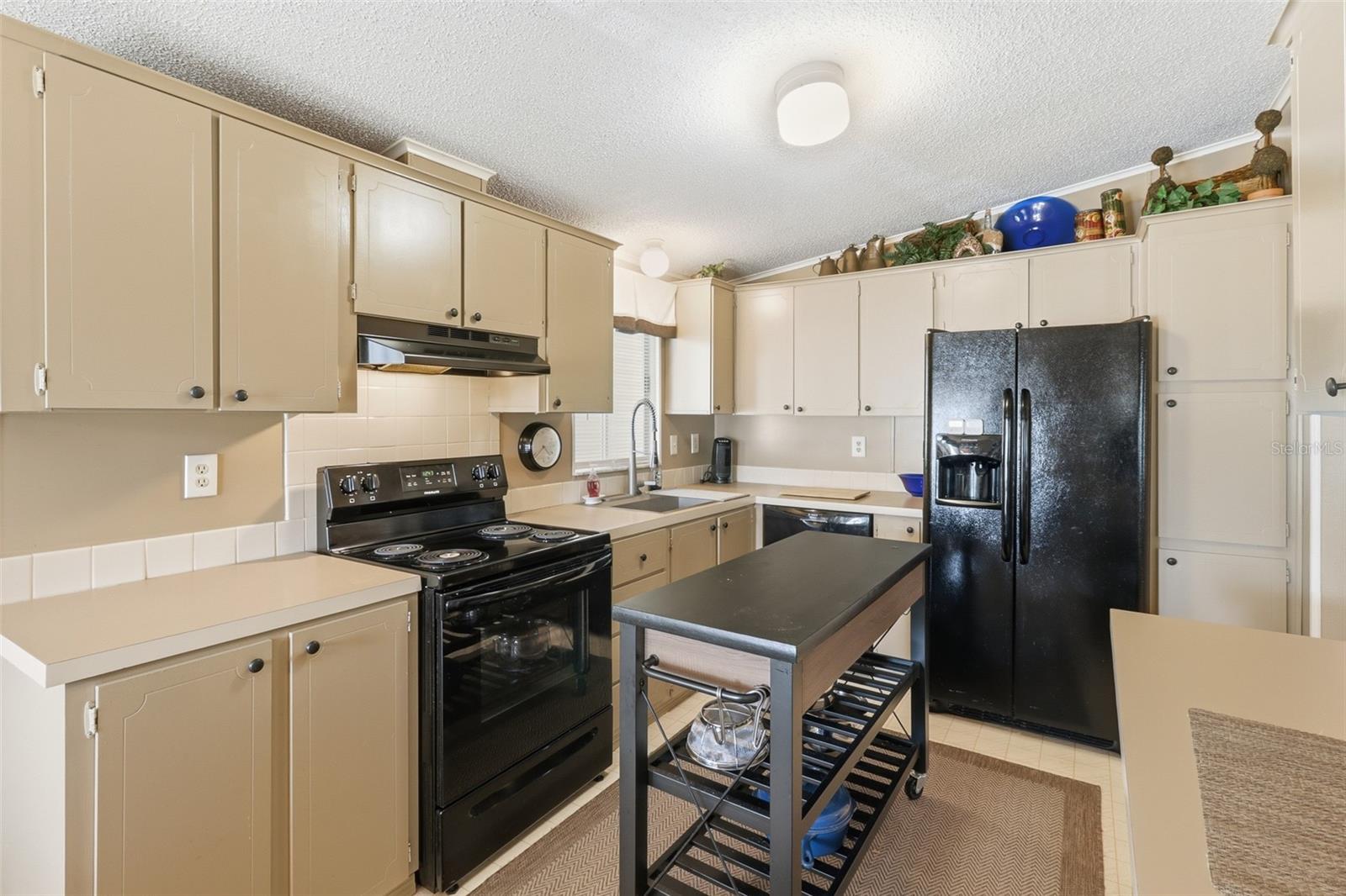 Image 5 of 34 For 171 Florence Boulevard