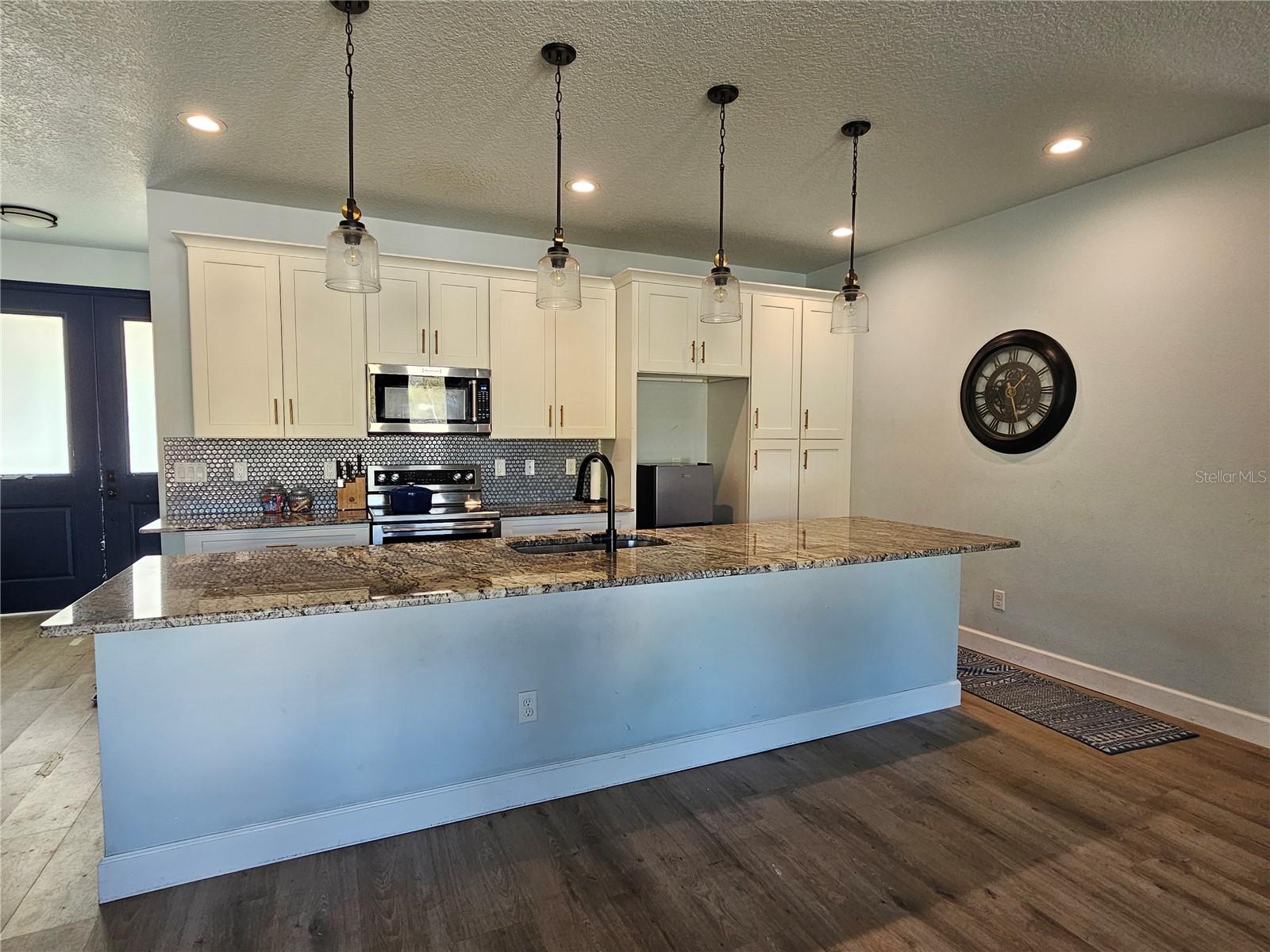 Image 3 of 19 For 232 Waldor Avenue