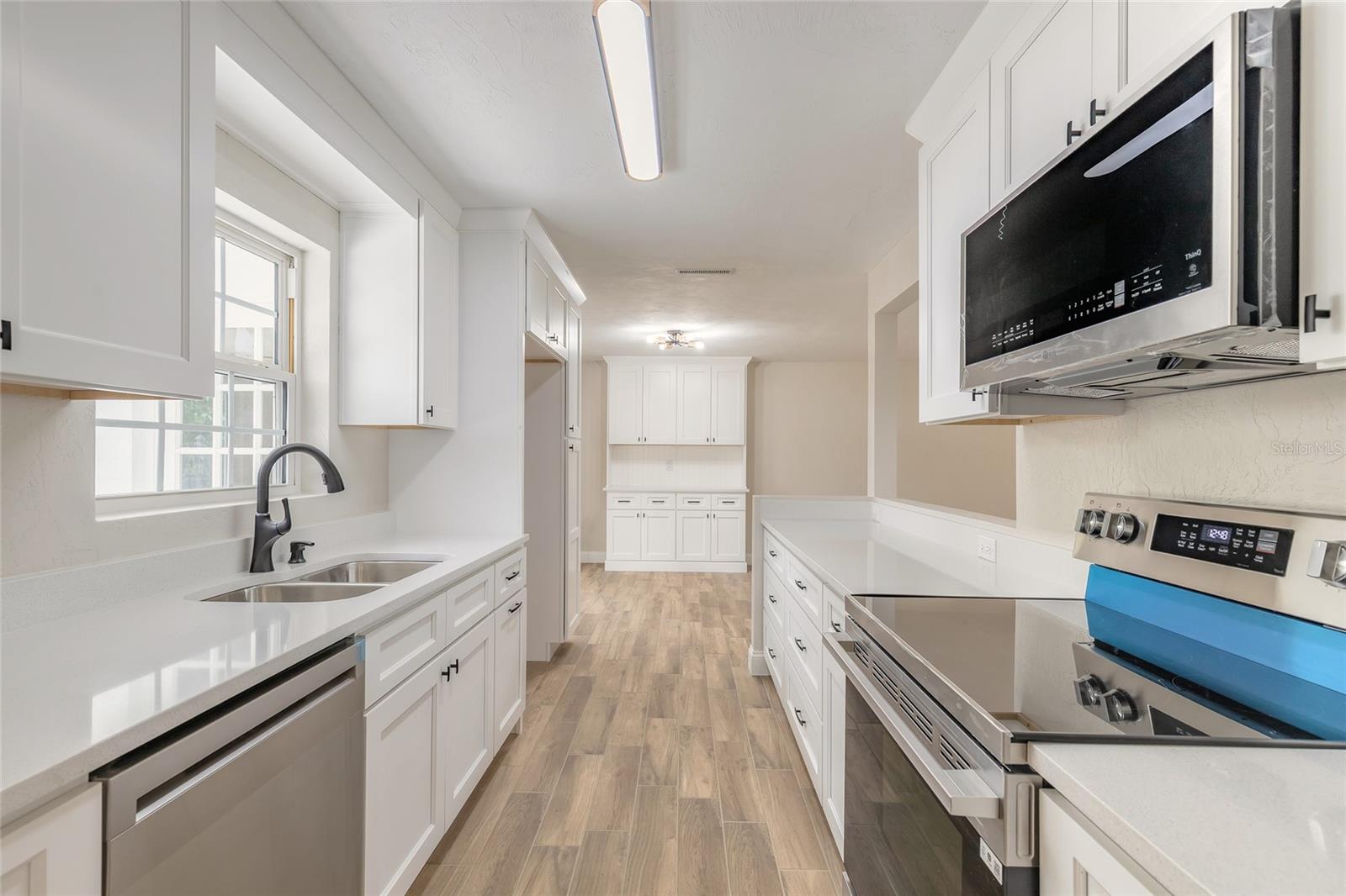 Image 10 of 30 For 39 Willis Drive