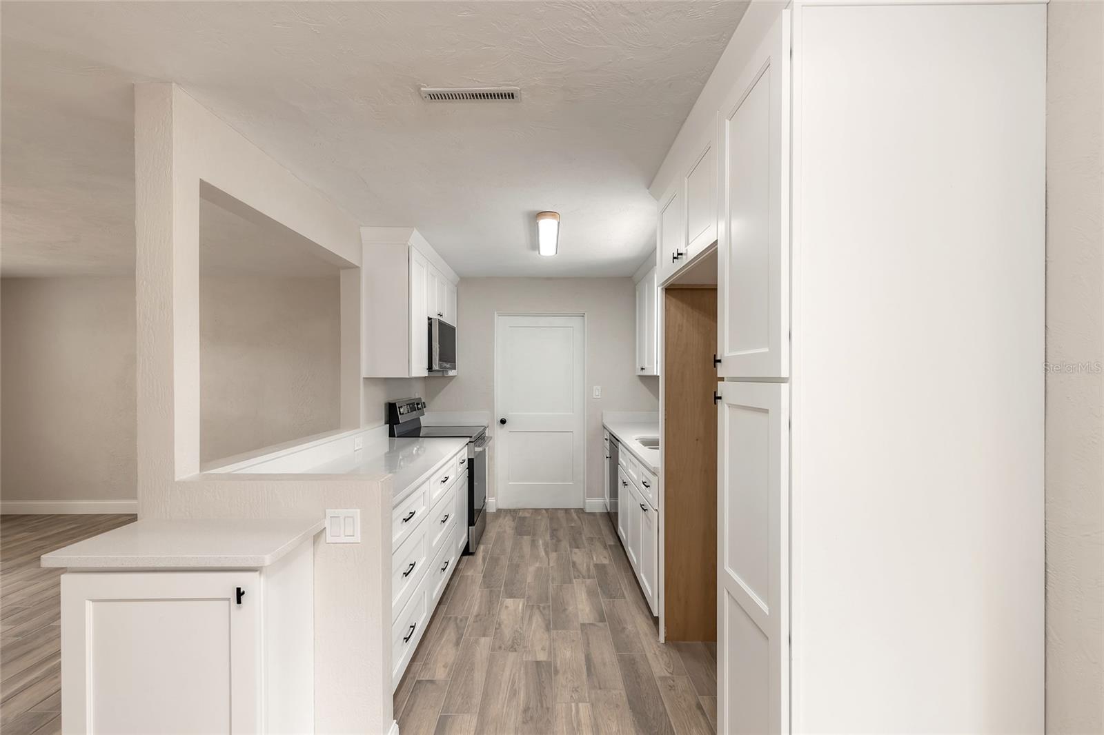 Image 11 of 30 For 39 Willis Drive