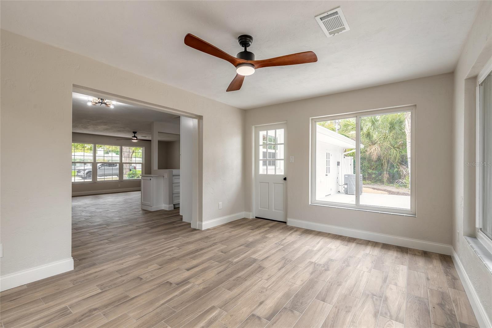 Image 13 of 30 For 39 Willis Drive