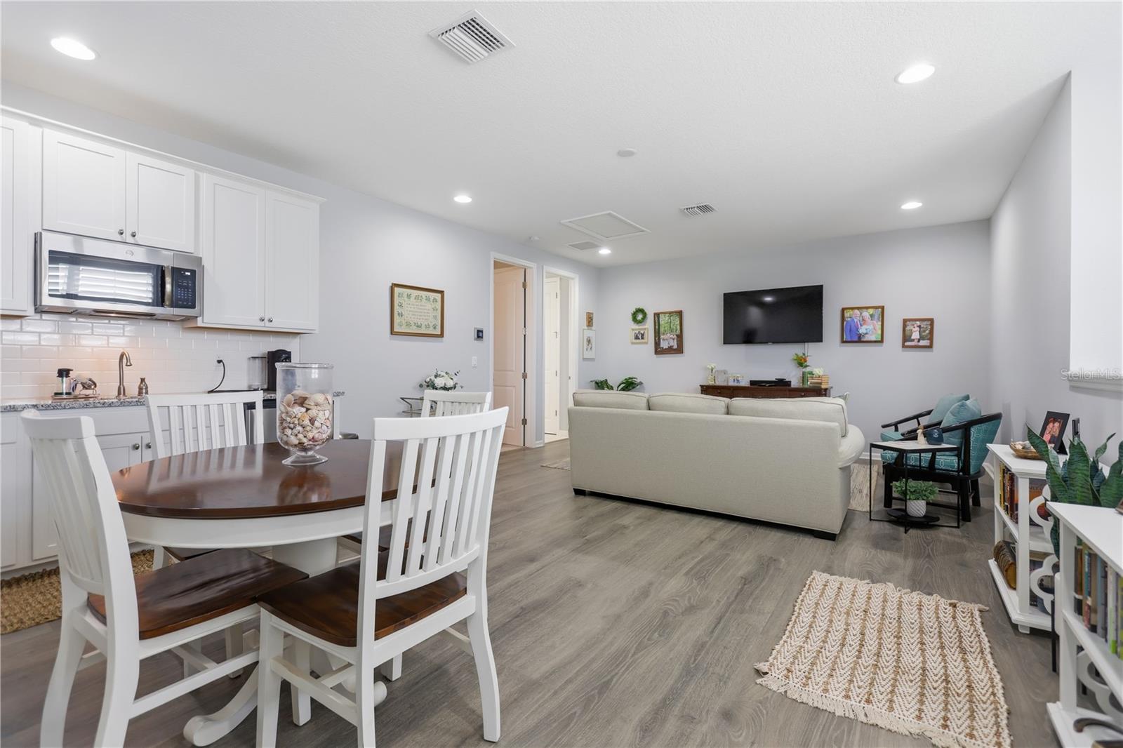 Image 14 of 66 For 261 Old Moss Circle