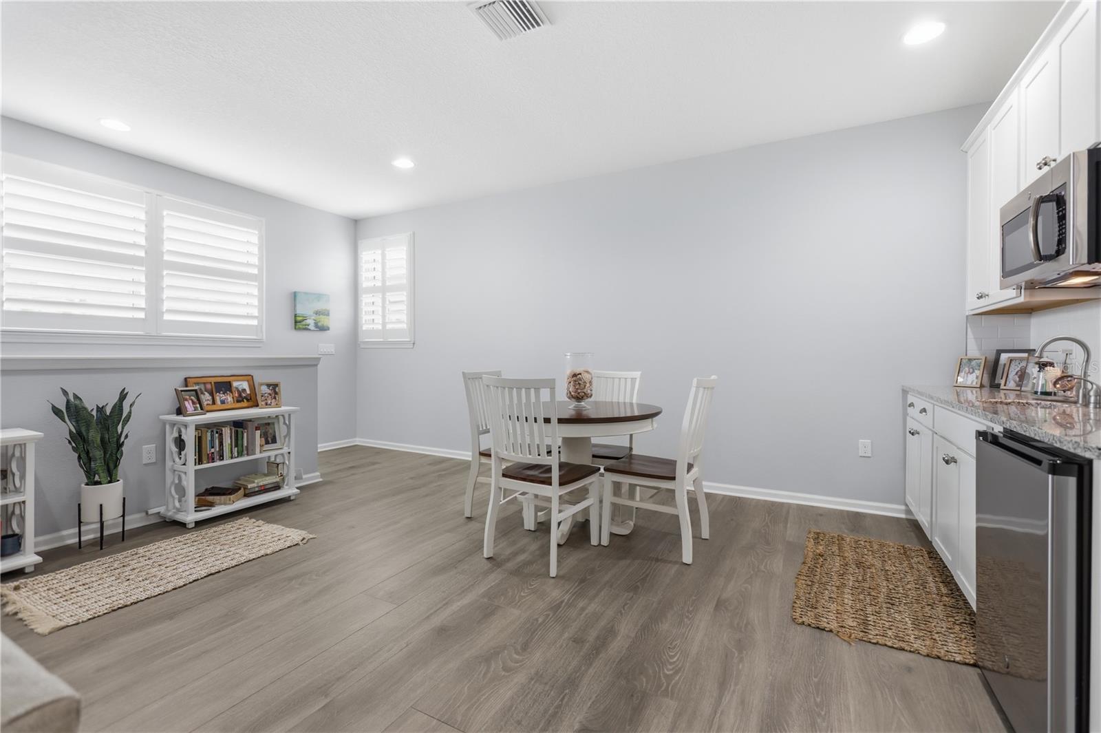 Image 27 of 66 For 261 Old Moss Circle