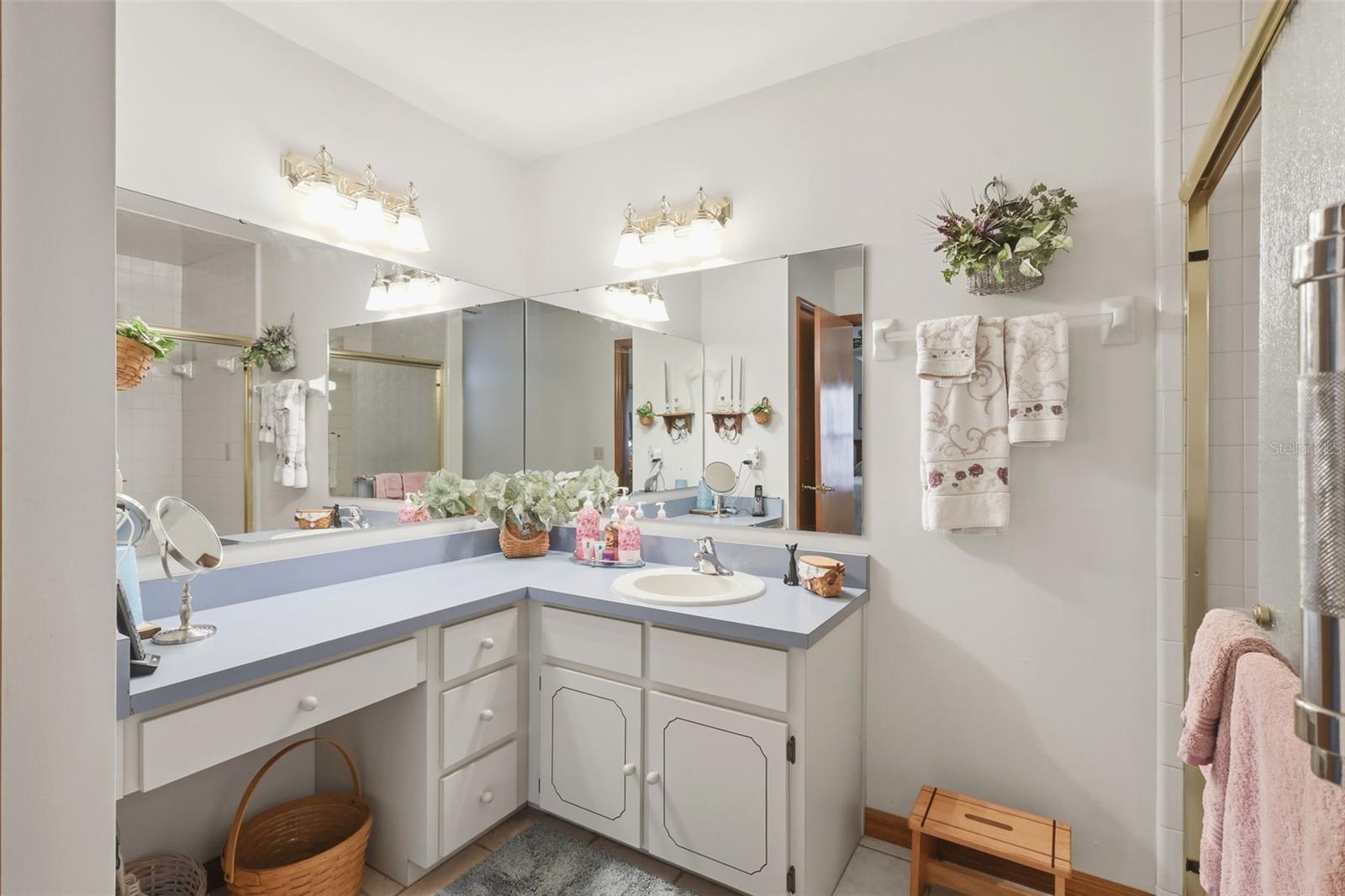 Image 19 of 30 For 831 Freemans Farm Road