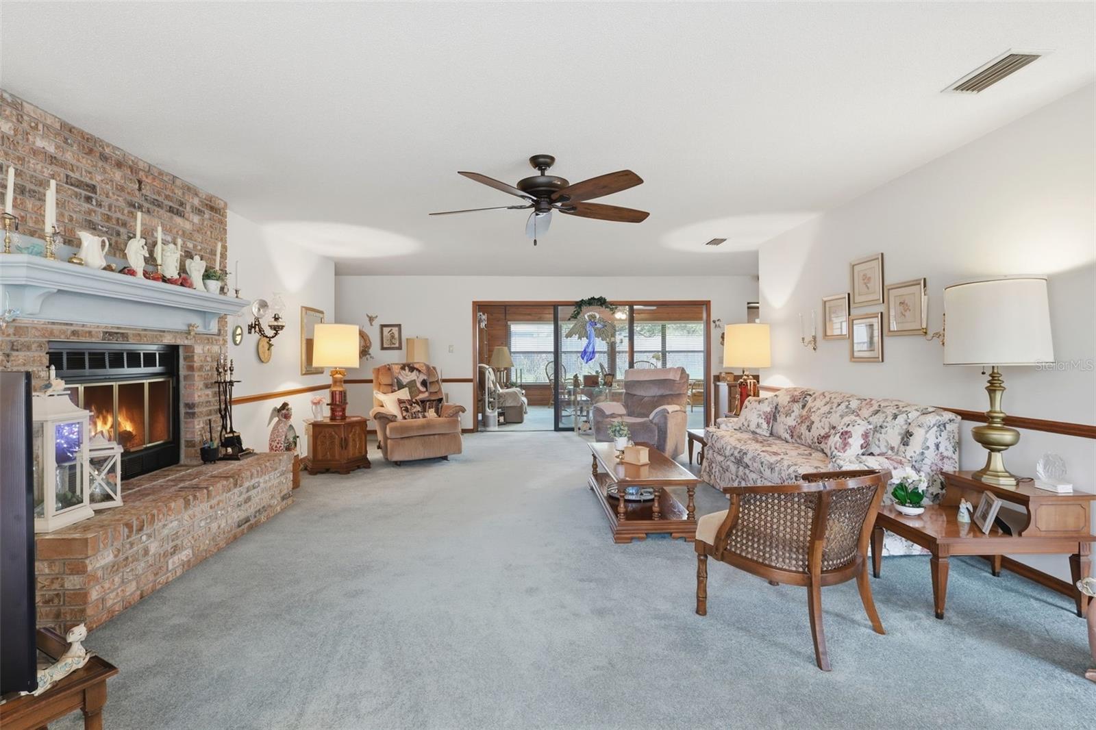 Image 5 of 30 For 831 Freemans Farm Road