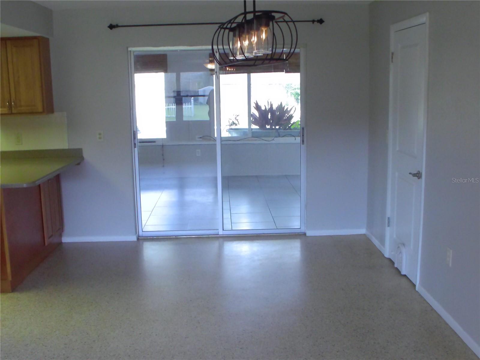 Image 12 of 24 For 42 Catalina Drive