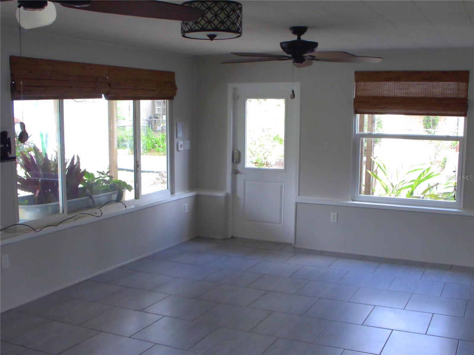 Image 13 of 24 For 42 Catalina Drive