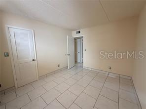 Image 13 of 30 For 100 Kentucky Avenue A6