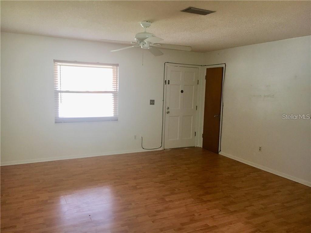 Image 4 of 25 For 303 Boundary Avenue