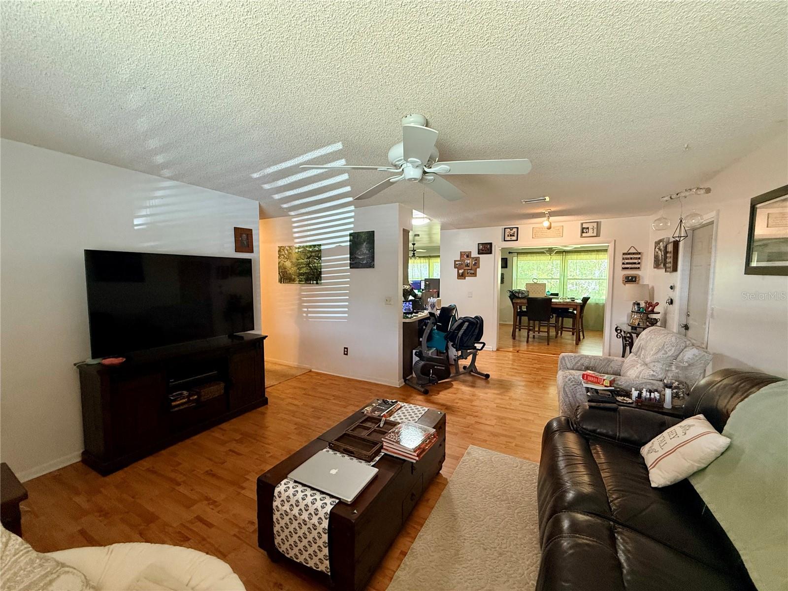 Image 9 of 25 For 303 Boundary Avenue