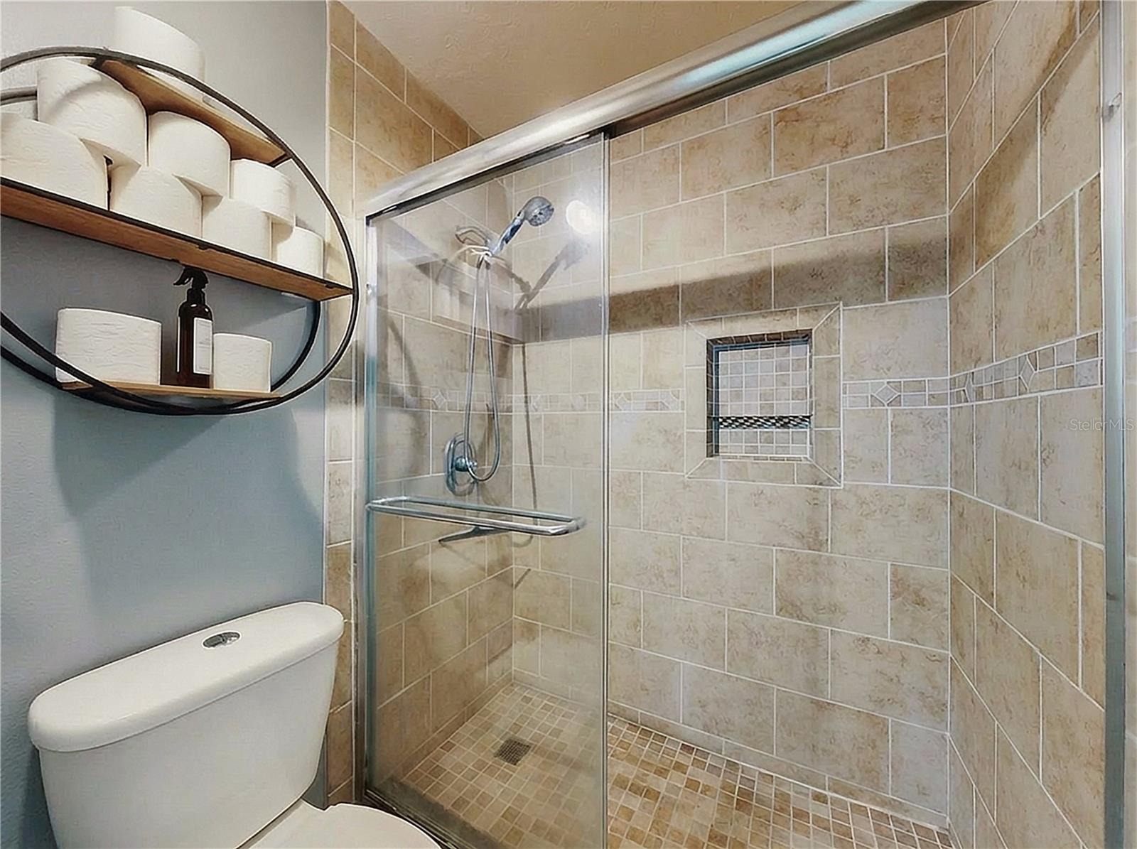 Image 25 of 40 For 1401 Palmetto Avenue 306