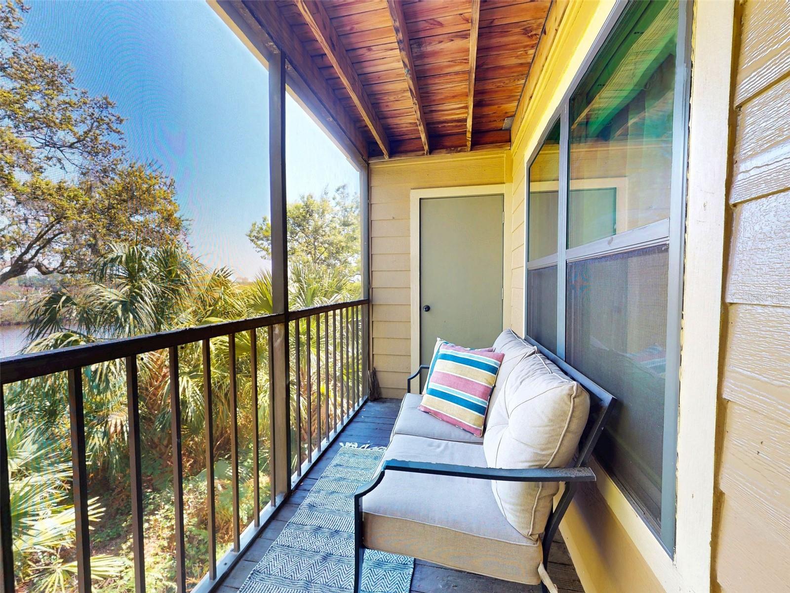 Image 26 of 40 For 1401 Palmetto Avenue 306