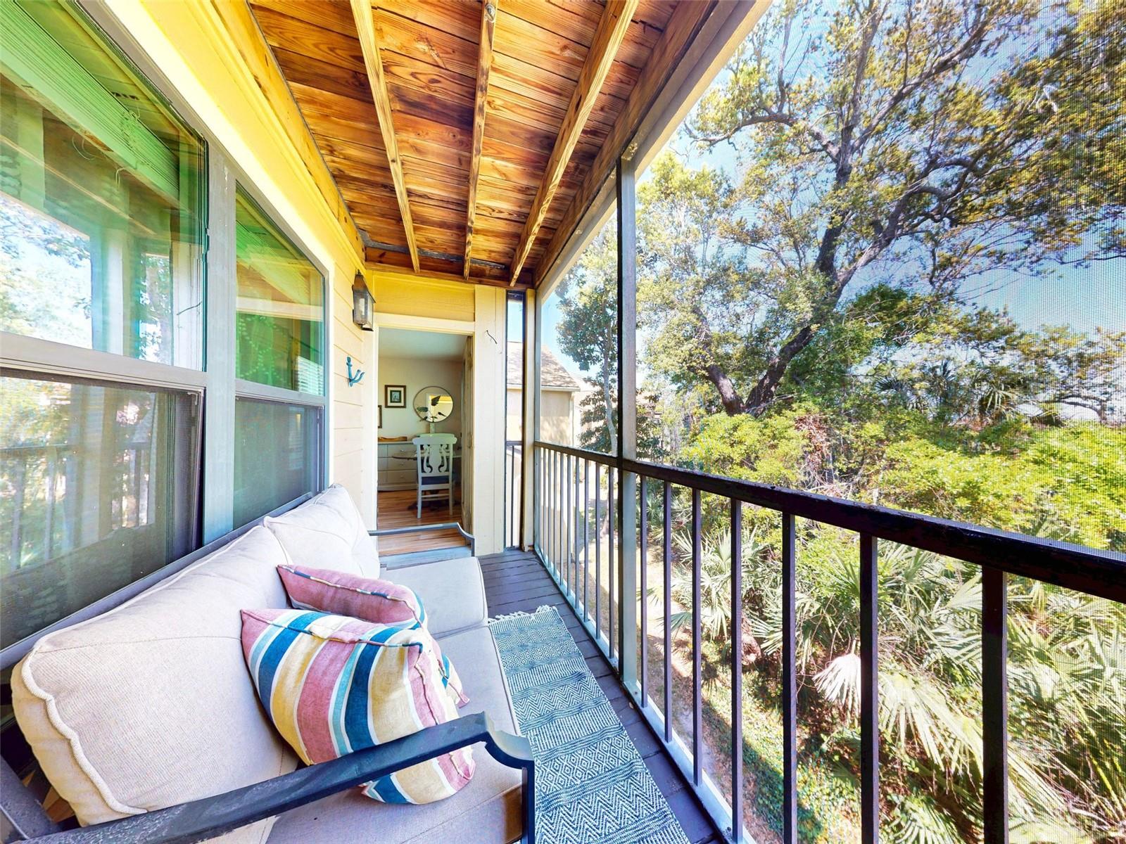 Image 27 of 40 For 1401 Palmetto Avenue 306