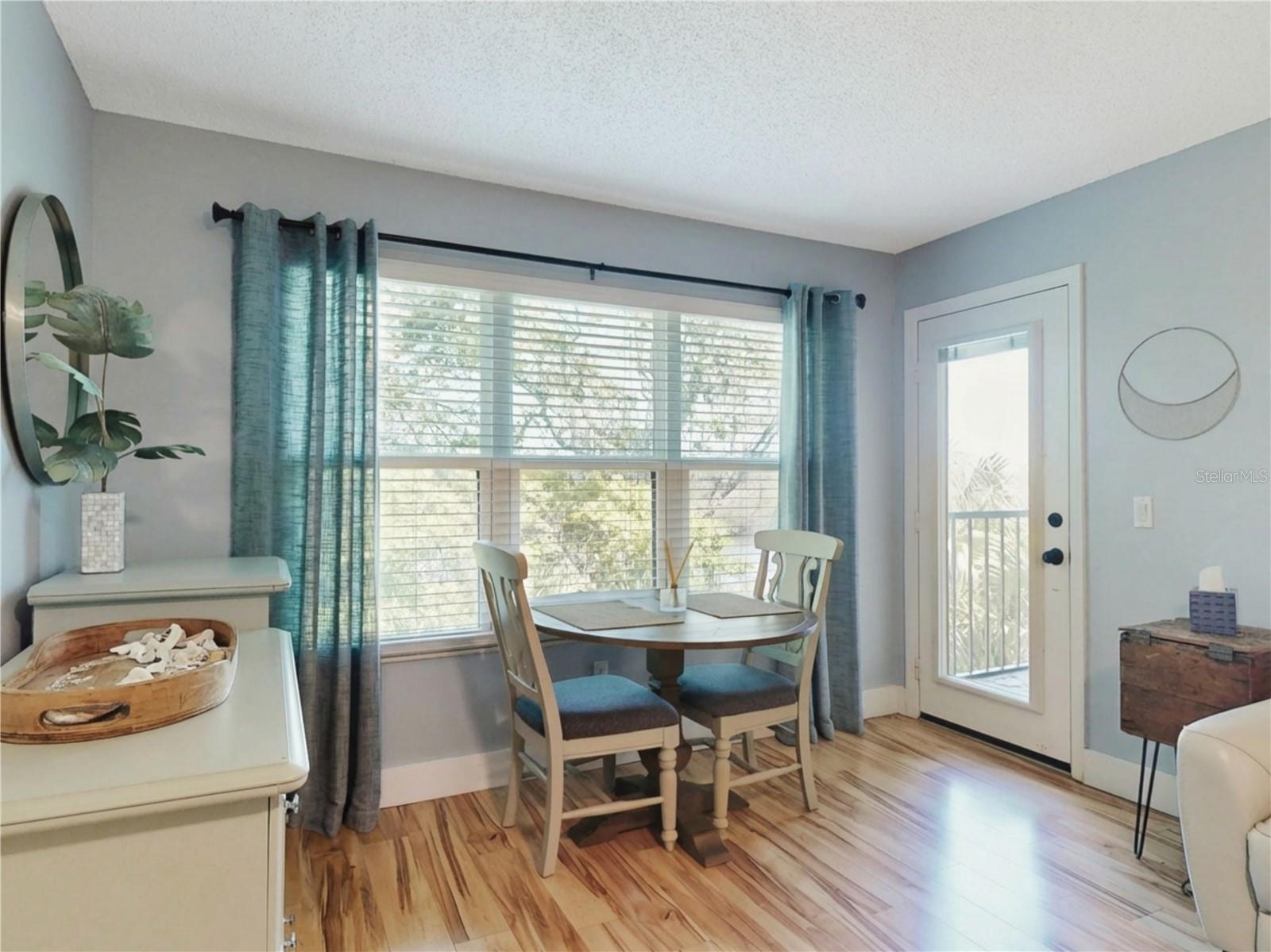 Image 6 of 40 For 1401 Palmetto Avenue 306