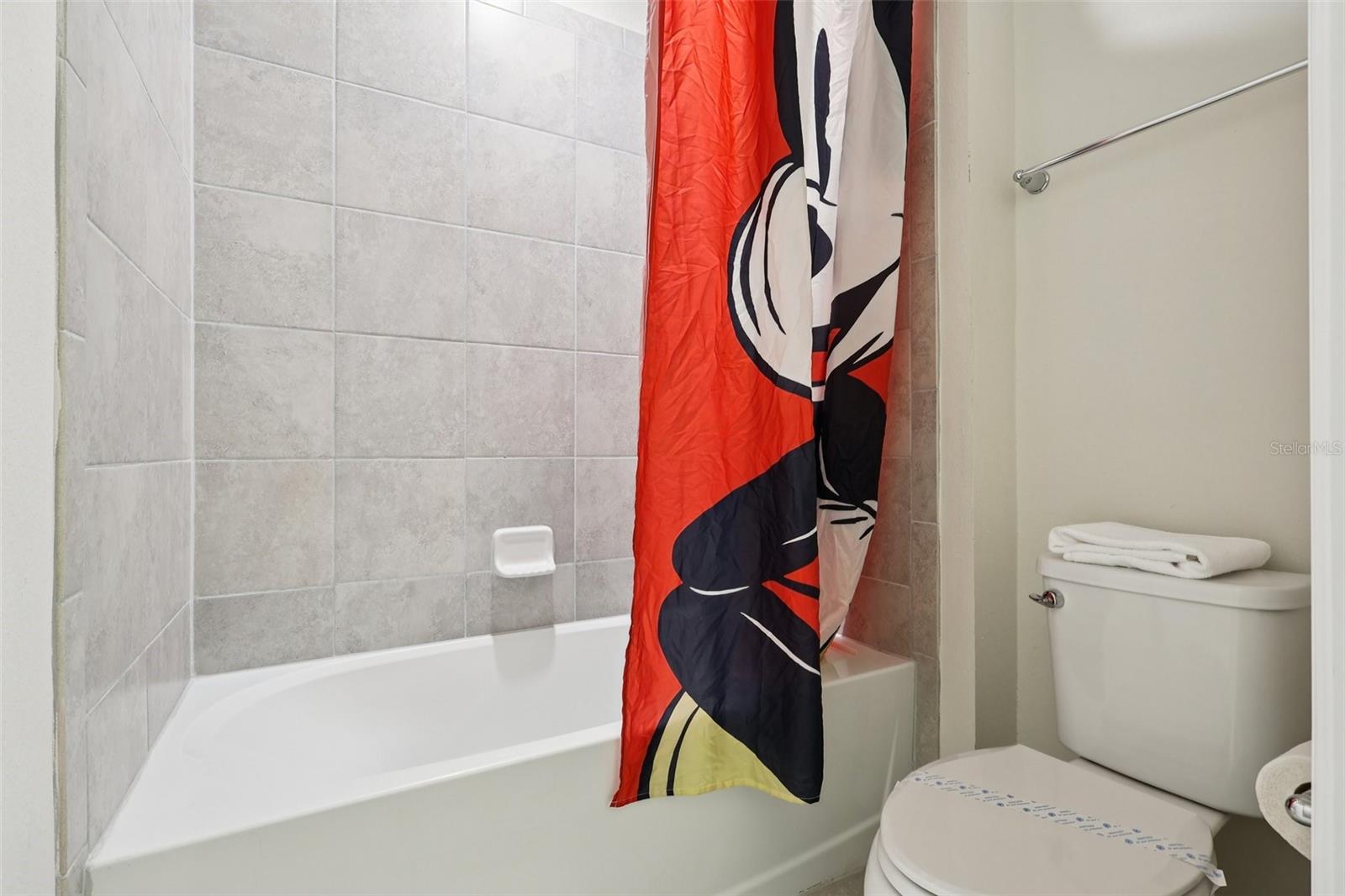 Image 32 of 42 For 201 Jetty Way