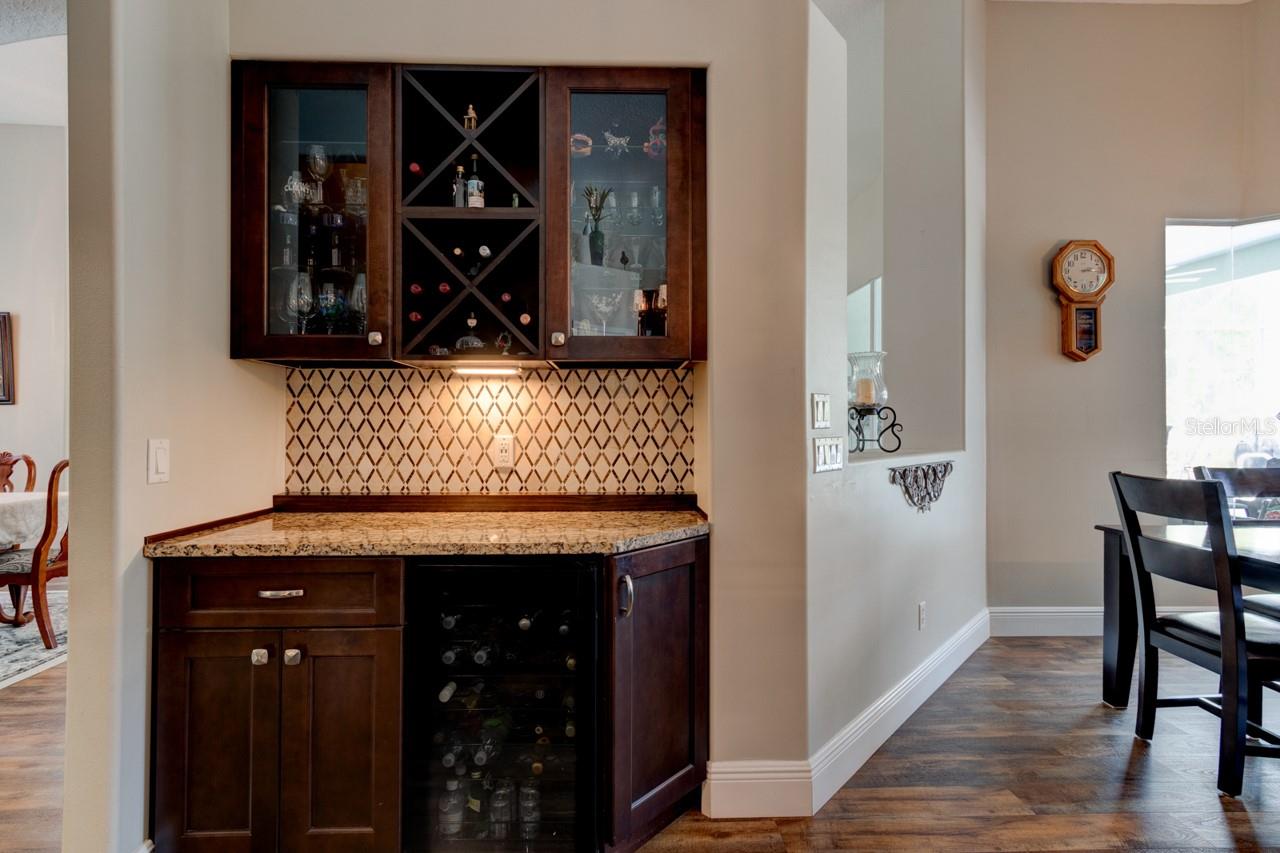 Image 14 of 43 For 1749 Arash Circle