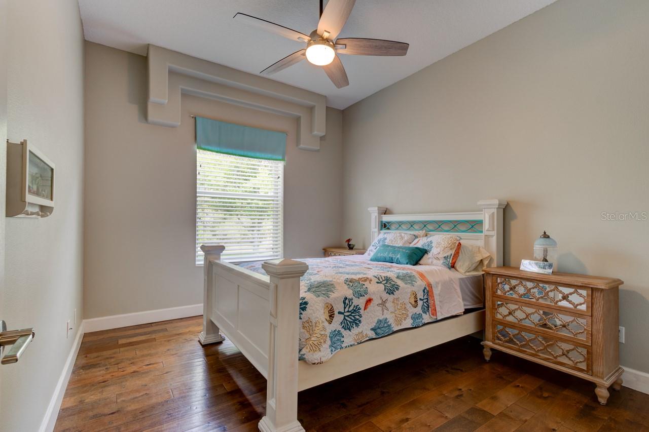 Image 24 of 43 For 1749 Arash Circle