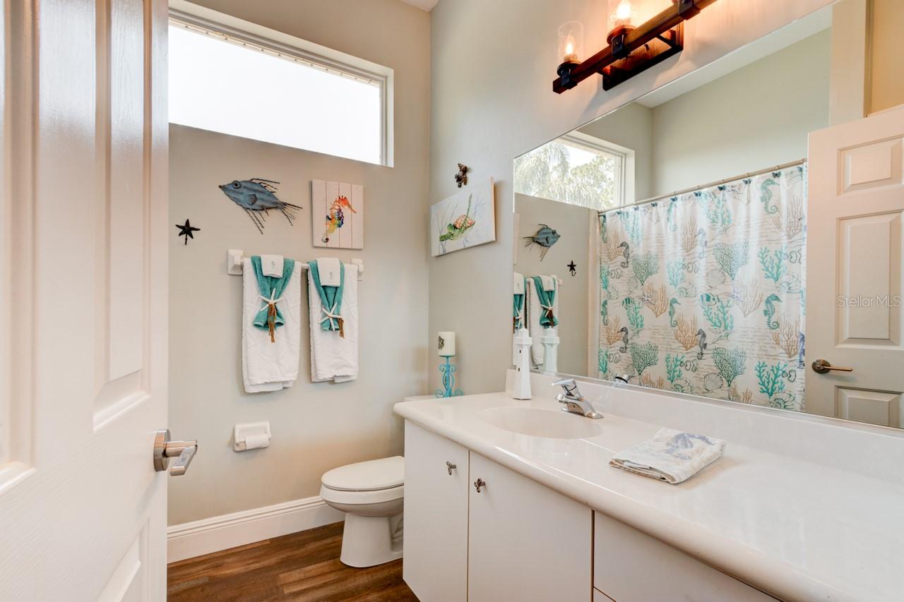 Image 26 of 43 For 1749 Arash Circle