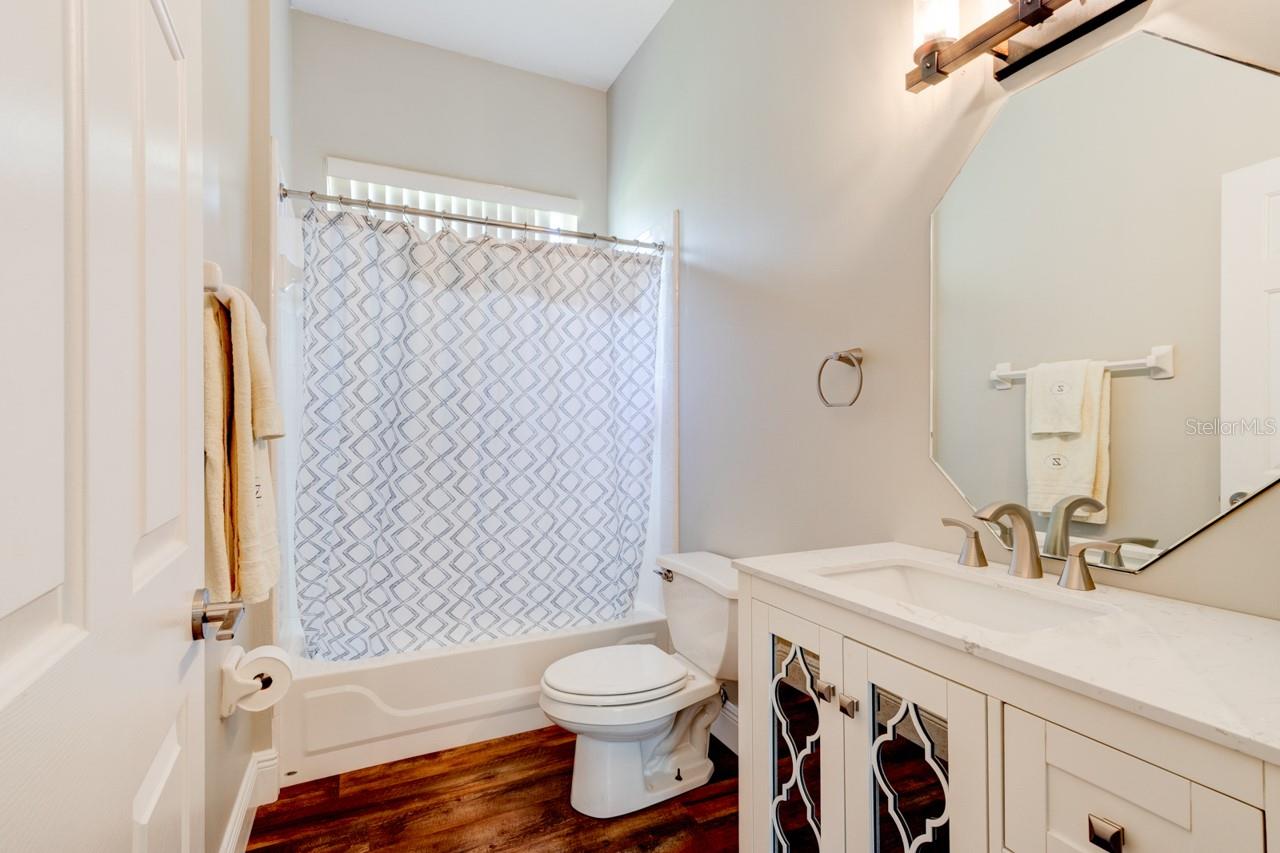 Image 28 of 43 For 1749 Arash Circle