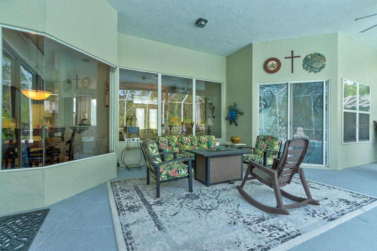 Image 35 of 43 For 1749 Arash Circle