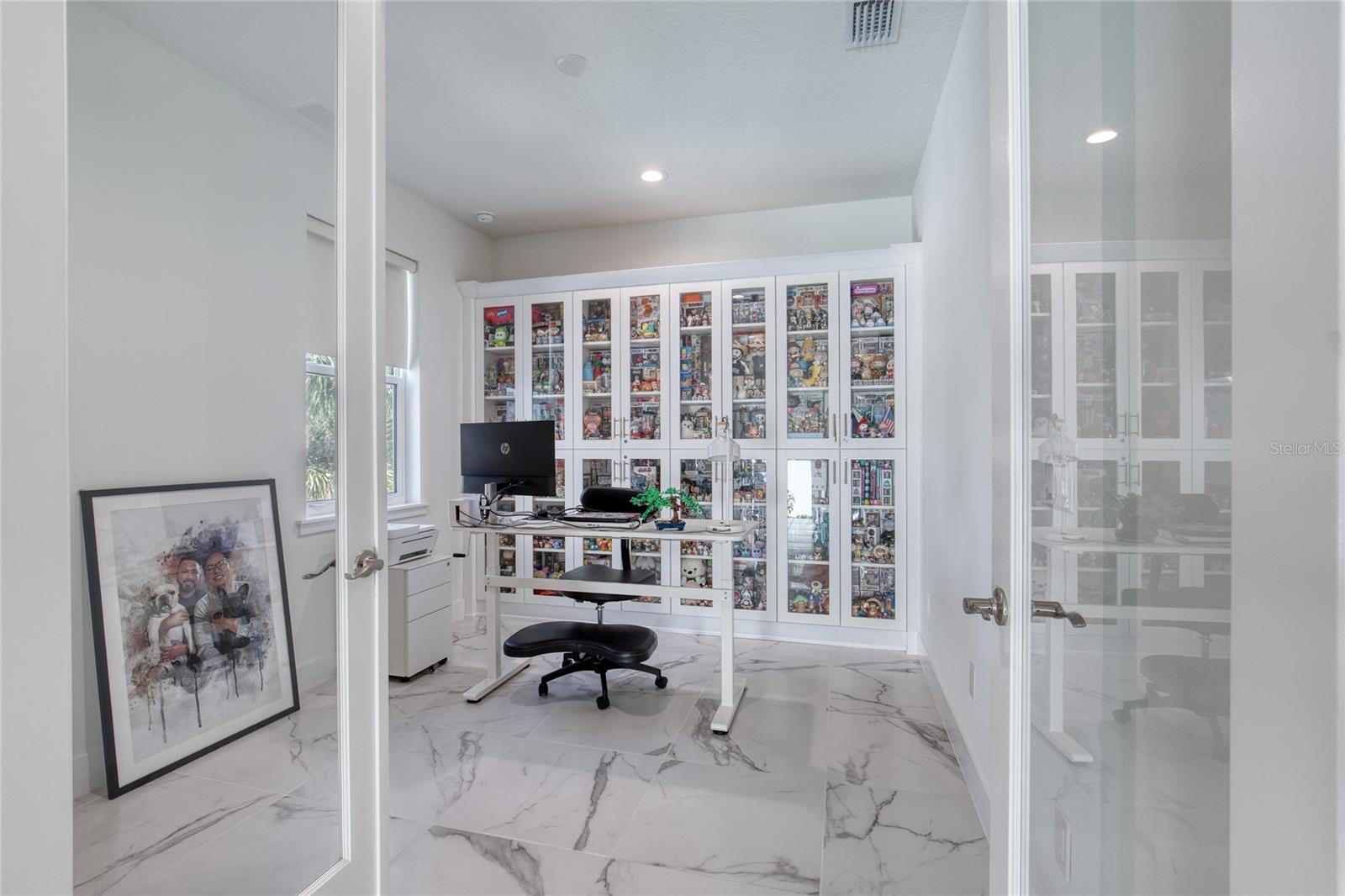 Image 40 of 96 For 206 Halifax Avenue