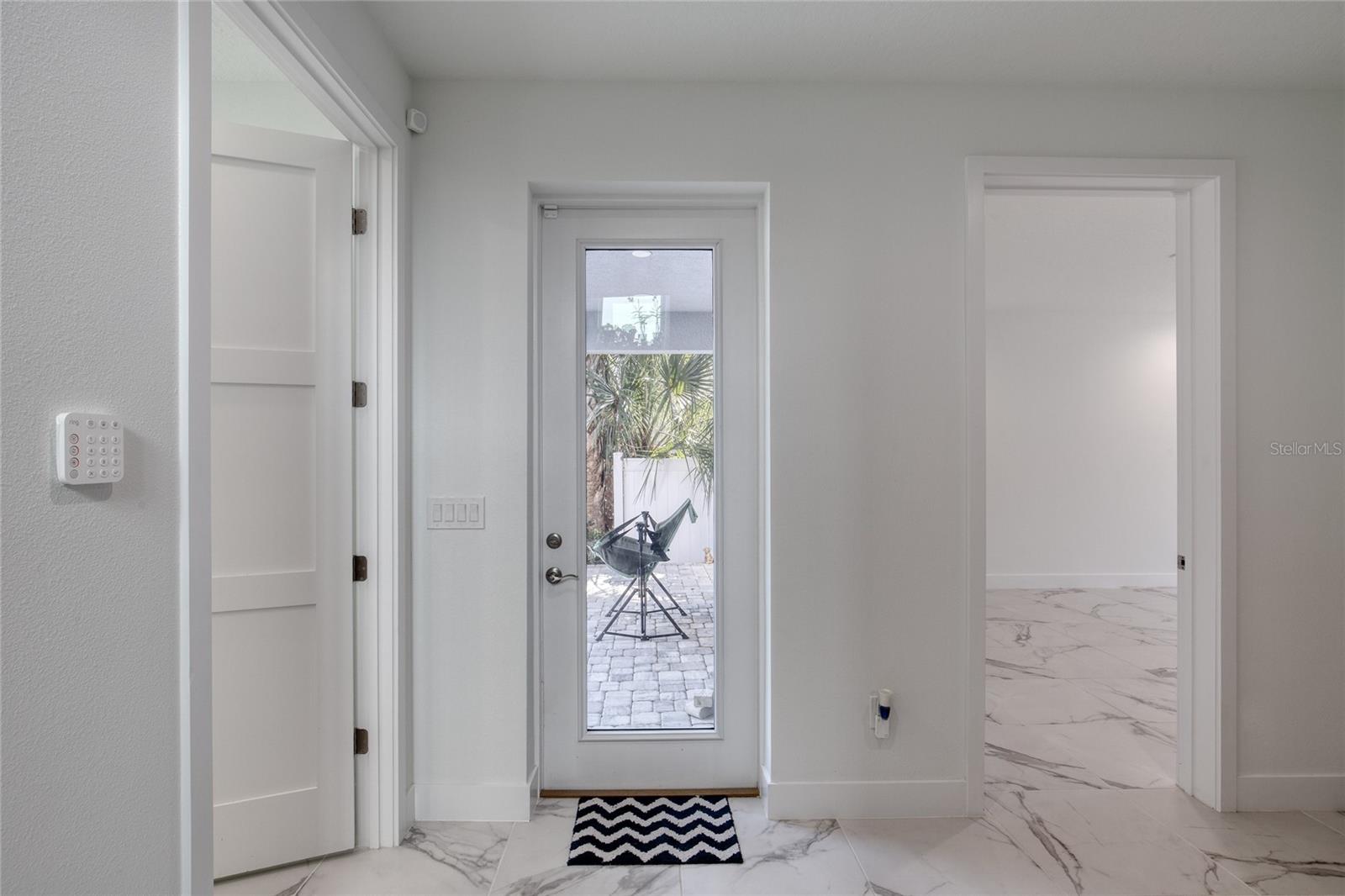 Image 62 of 96 For 206 Halifax Avenue